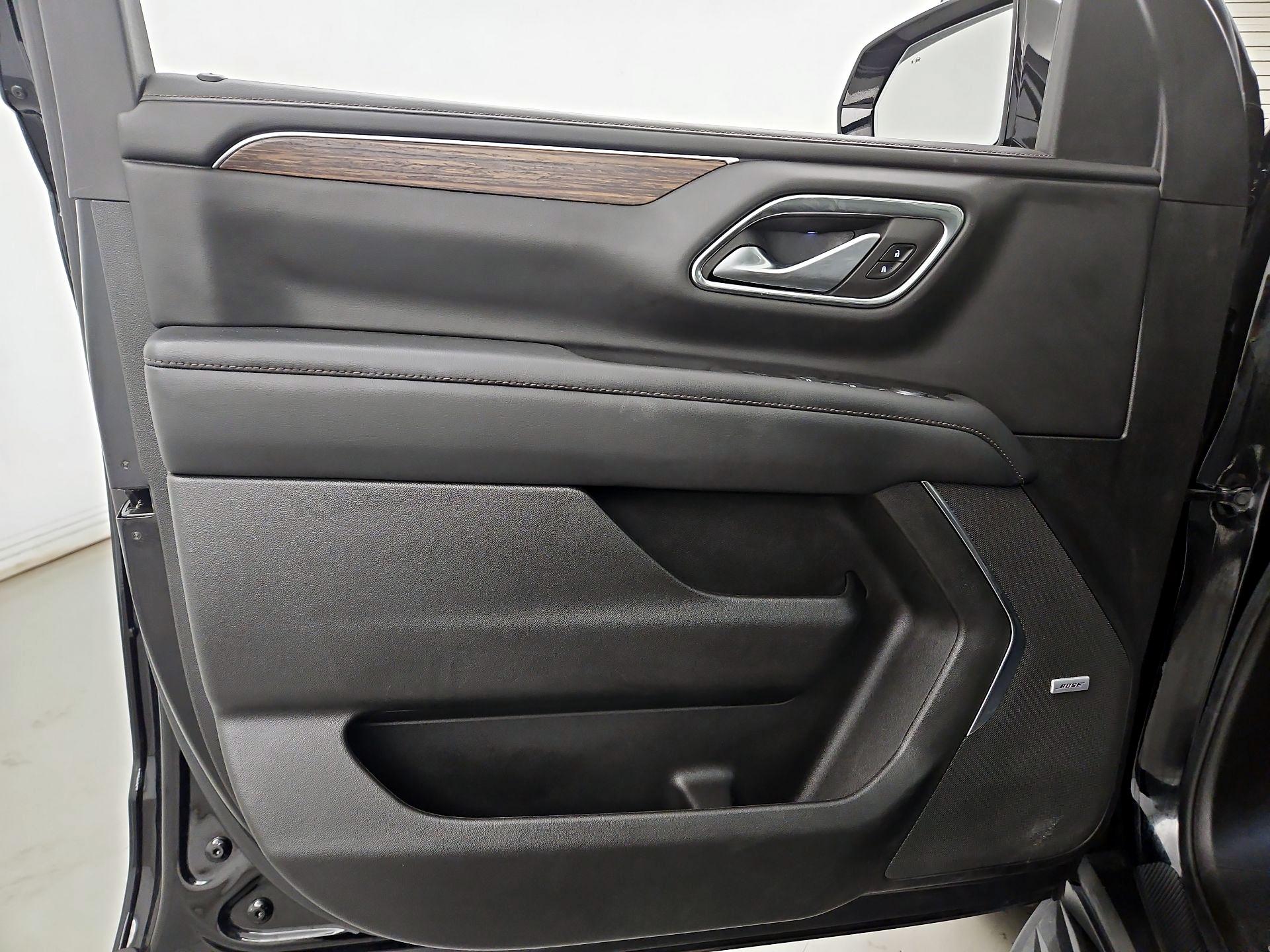 Thumbnail: 2022 Chevrolet Tahoe - 10