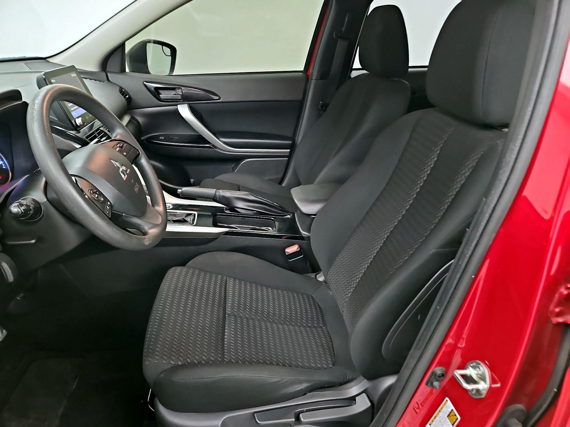 Thumbnail: 2022 Mitsubishi Eclipse Cross - 11