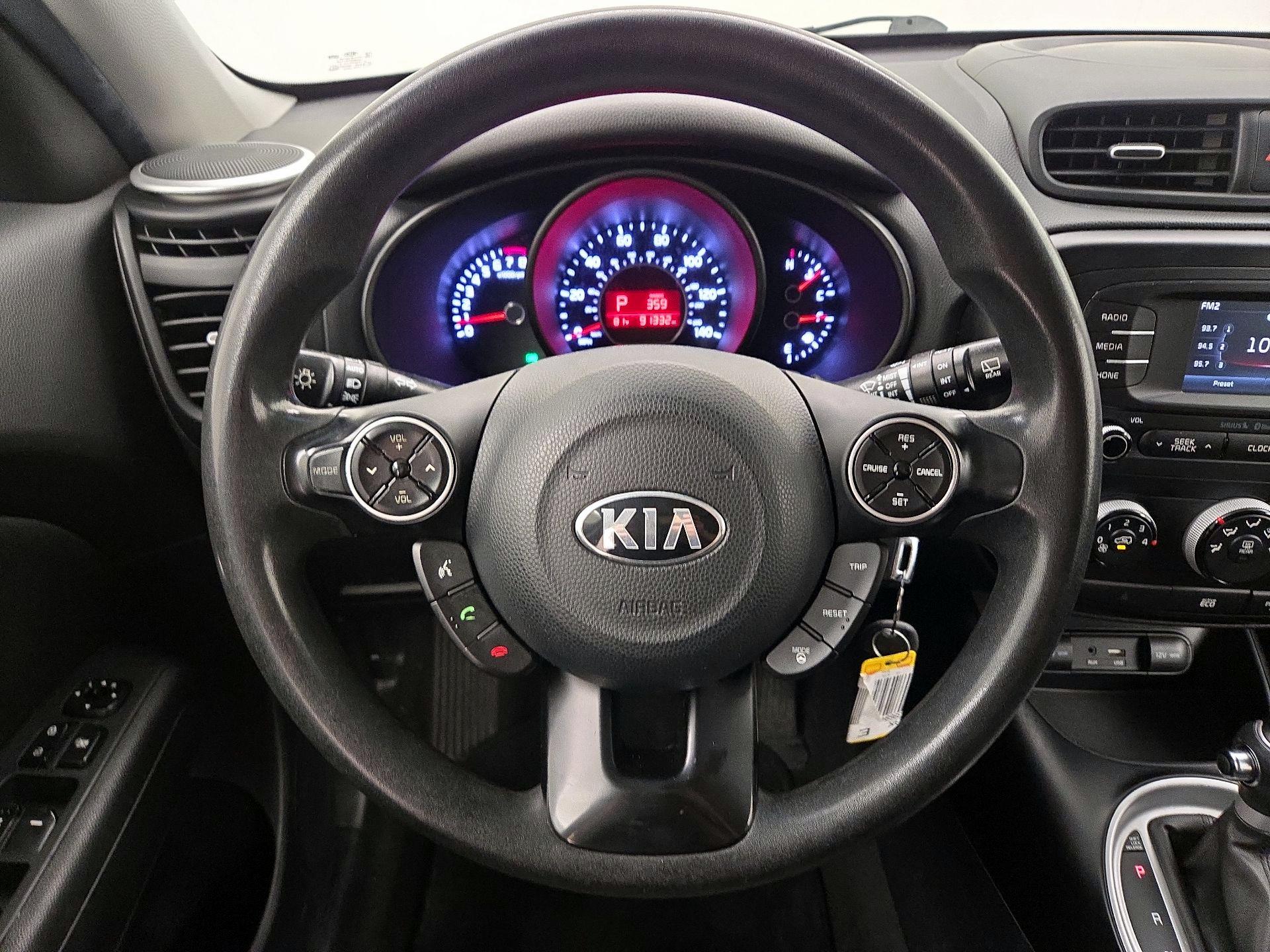Thumbnail: 2016 Kia Soul - 10