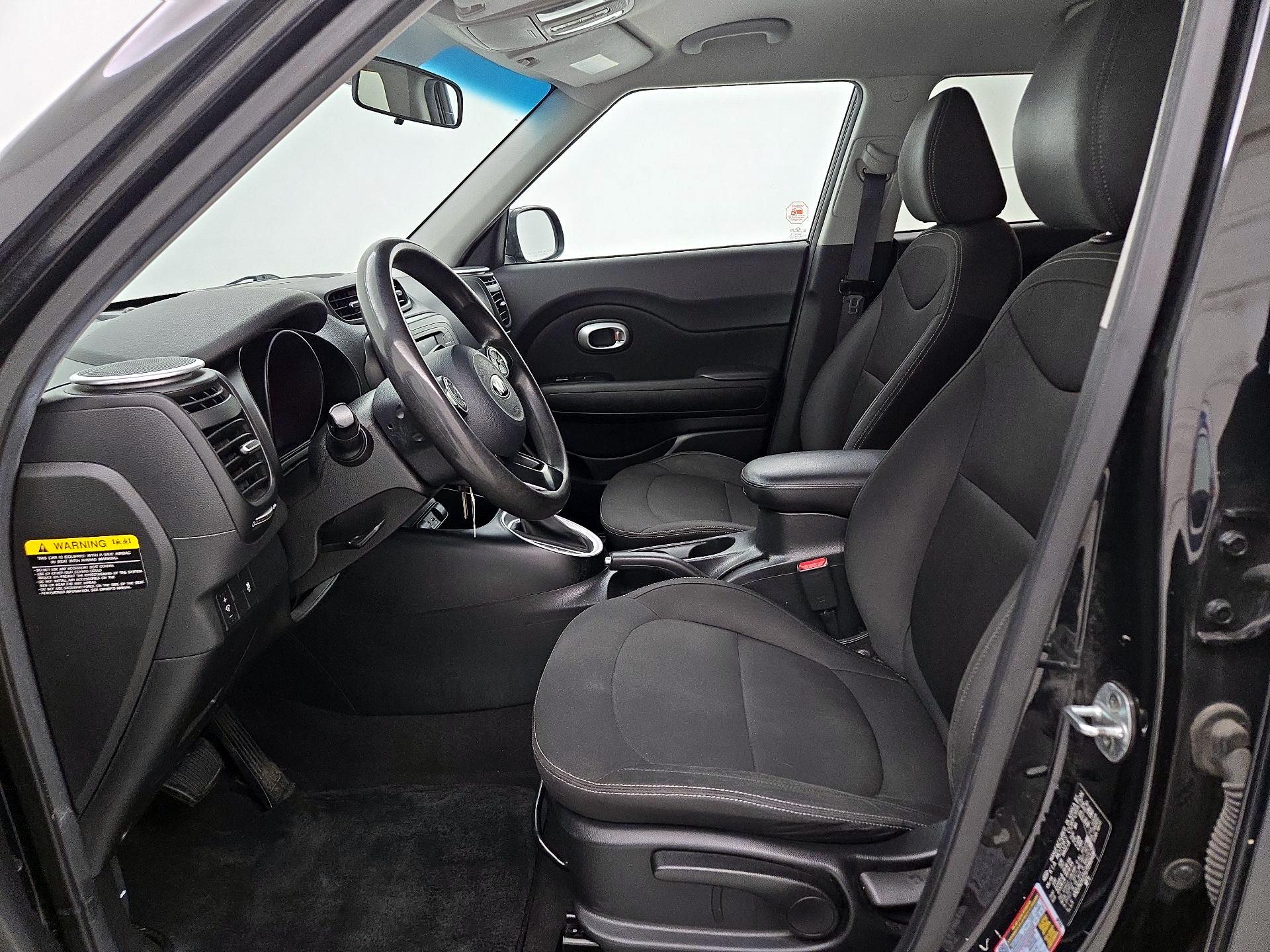 Thumbnail: 2016 Kia Soul - 11