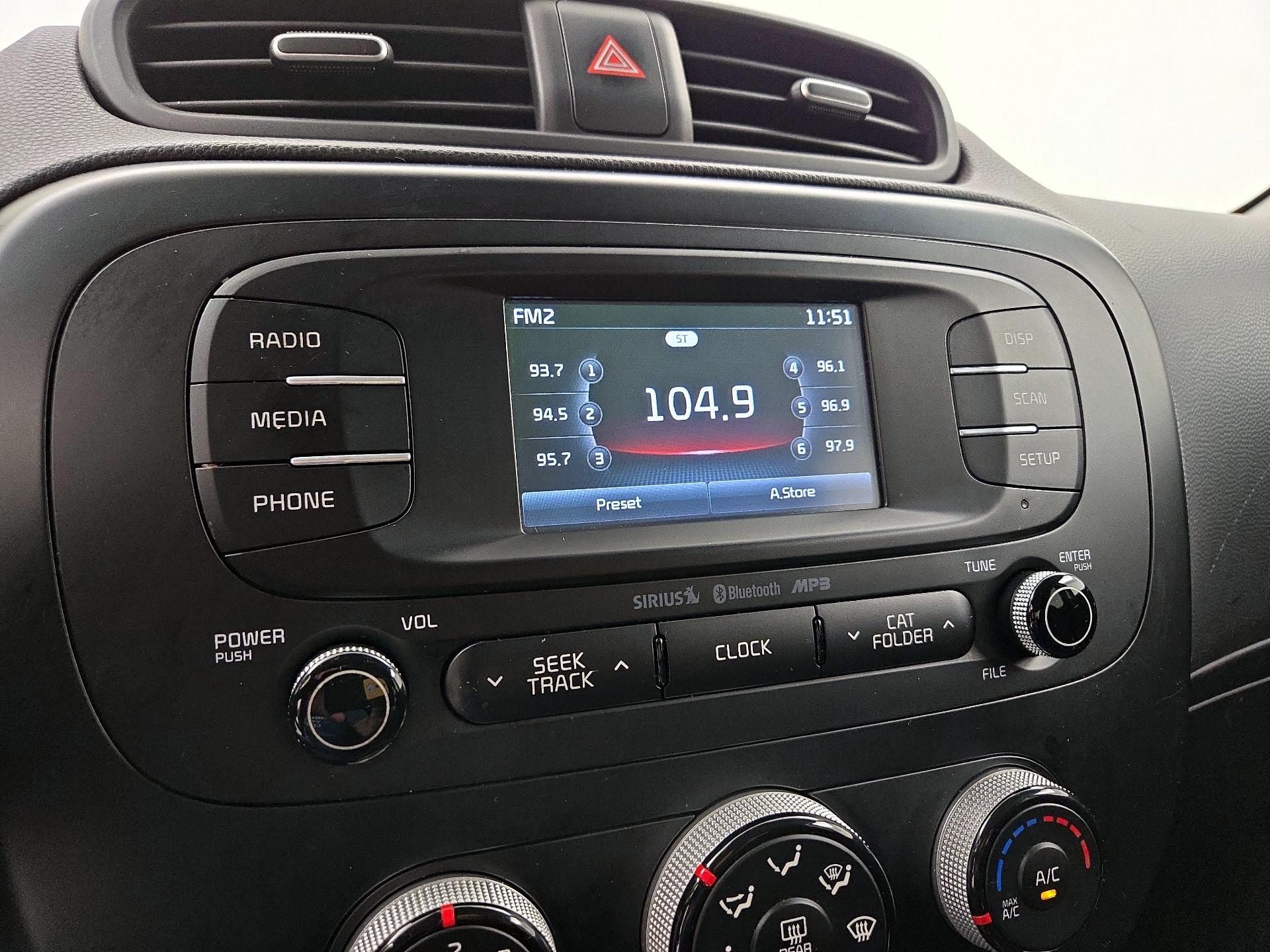 Thumbnail: 2016 Kia Soul - 15