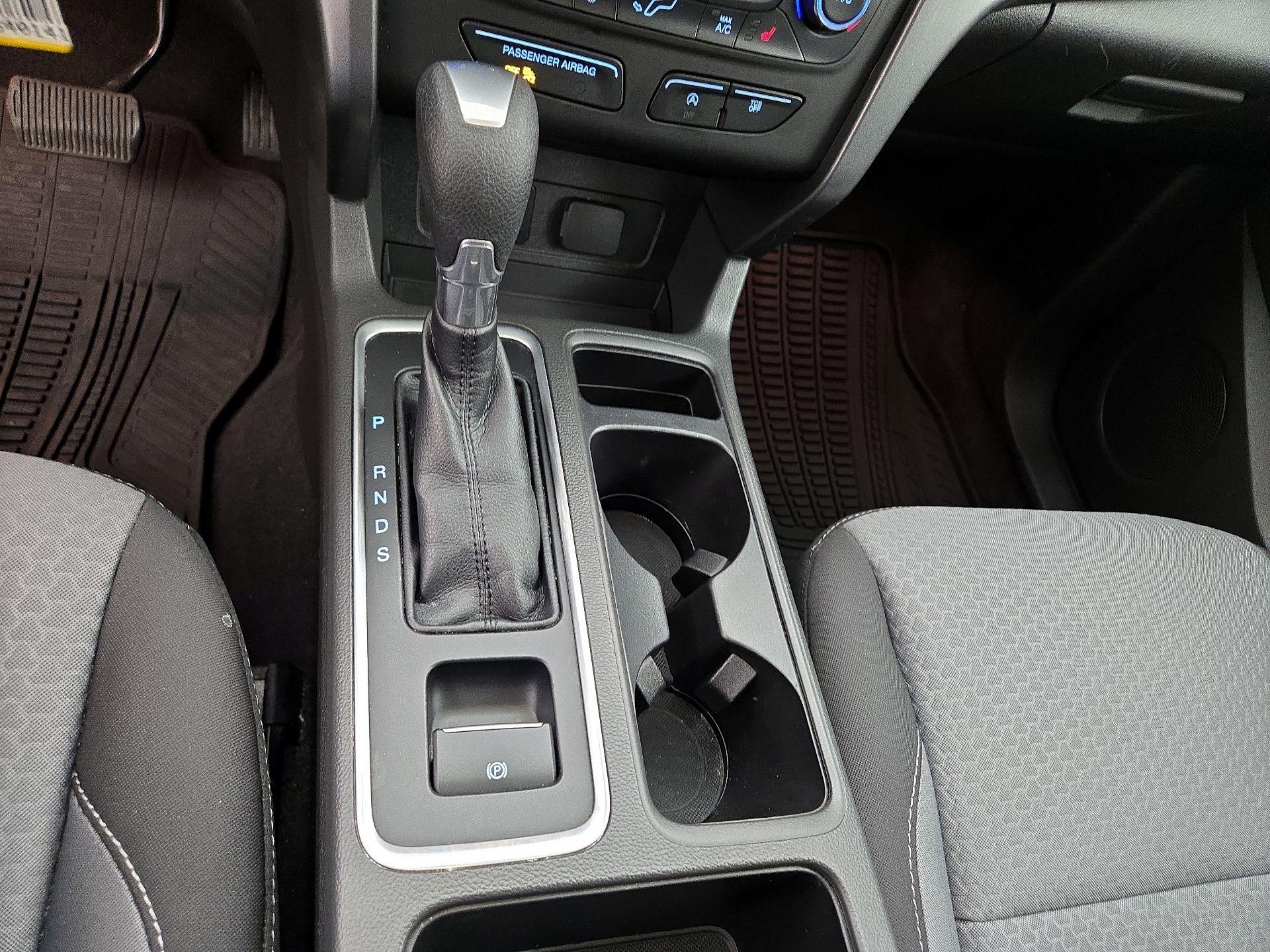 Thumbnail: 2017 Ford Escape - 17