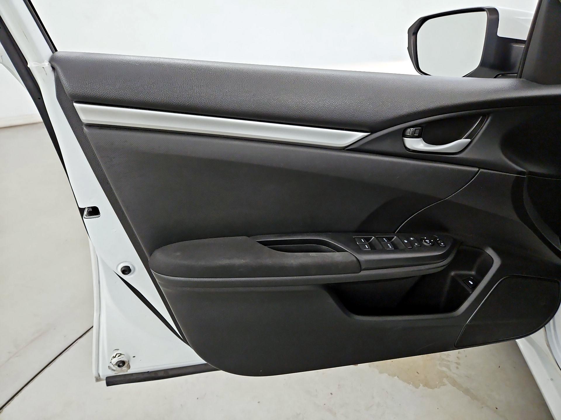 Thumbnail: 2020 Honda Civic - 12