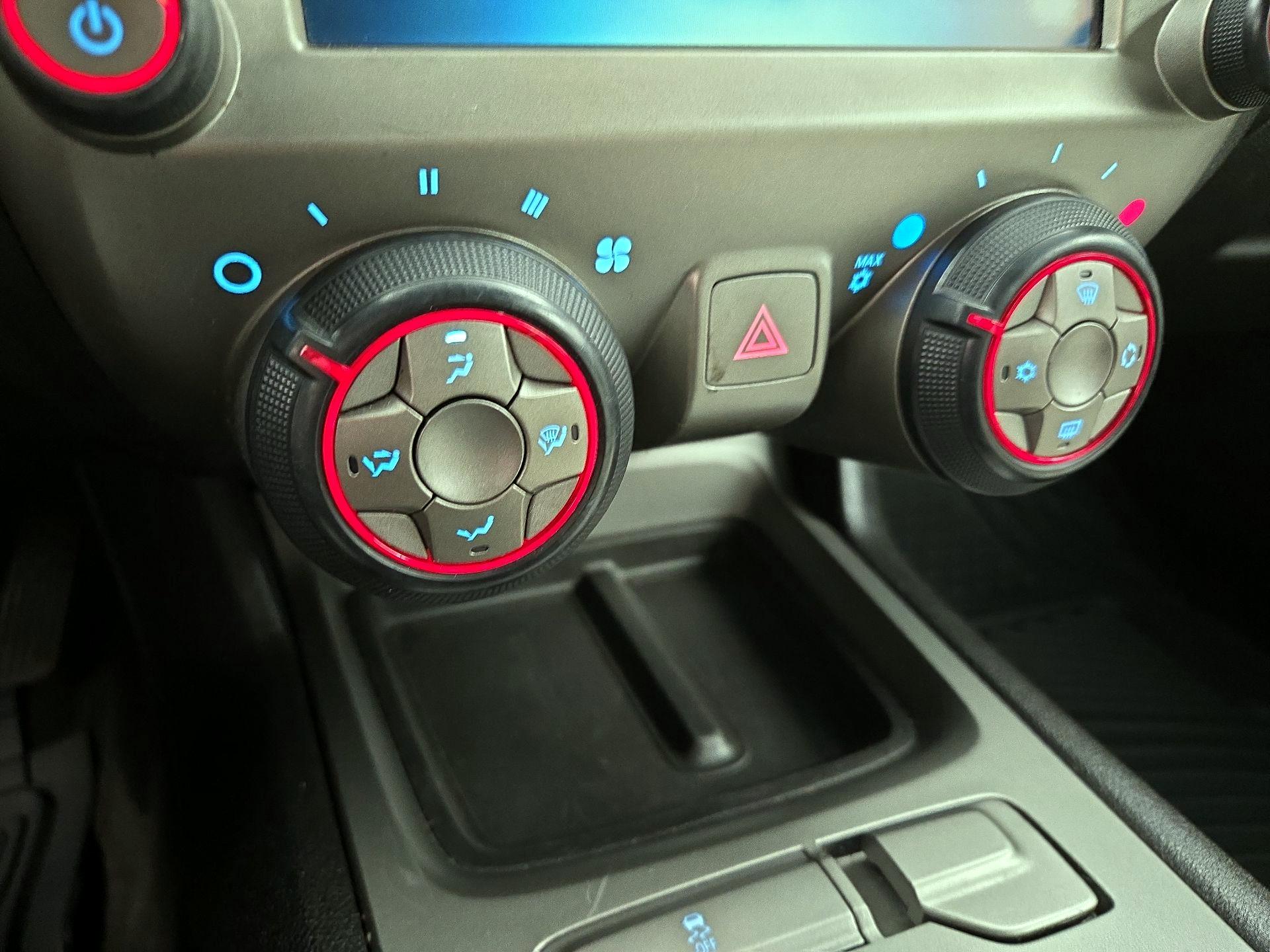Thumbnail: 2013 Chevrolet Camaro - 16