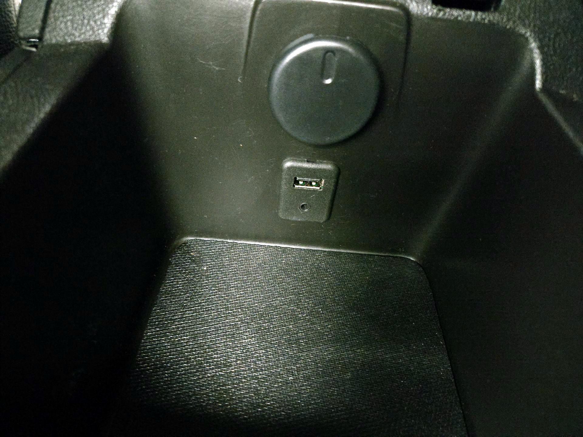 Thumbnail: 2013 Chevrolet Camaro - 18