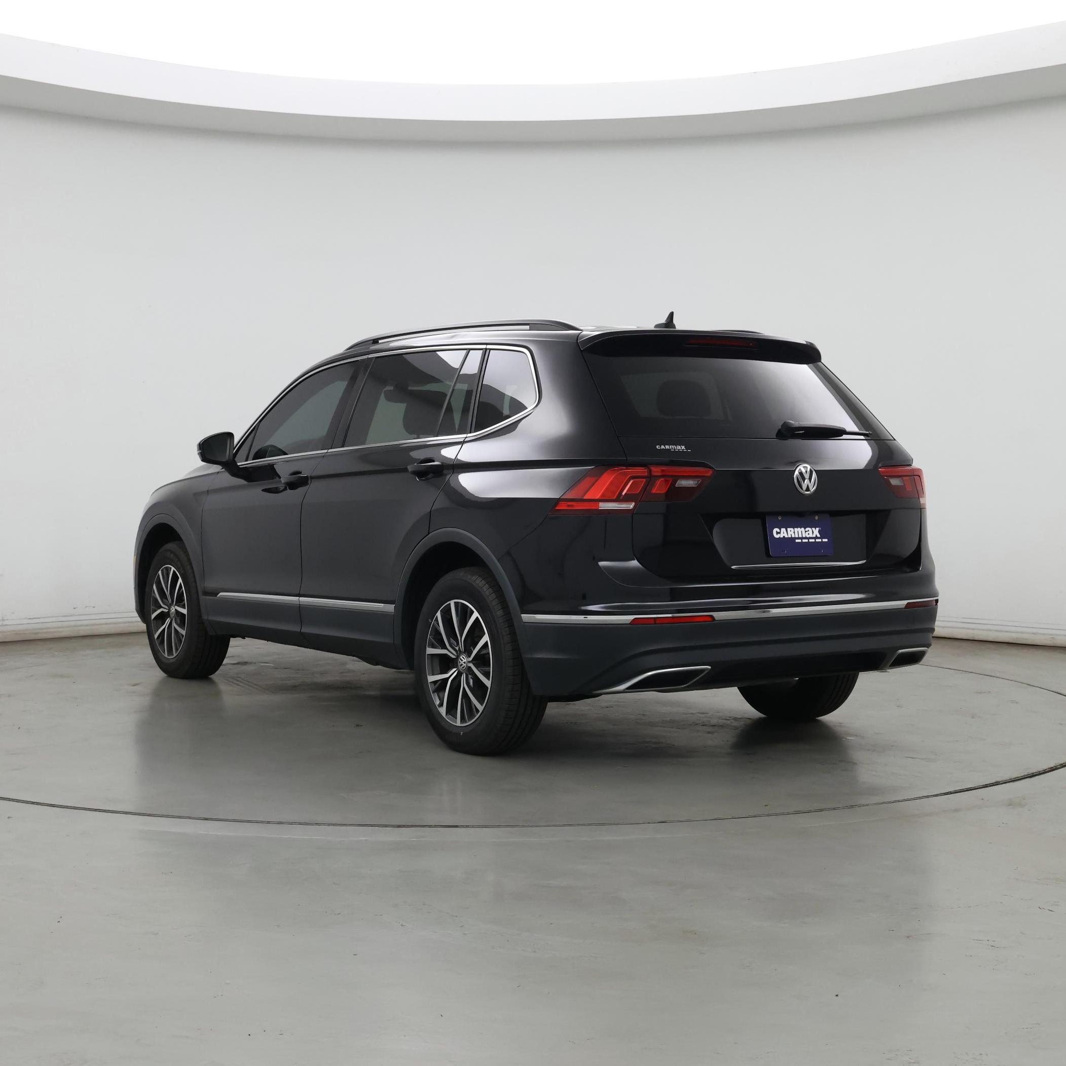 Thumbnail: 2020 Volkswagen Tiguan - 2