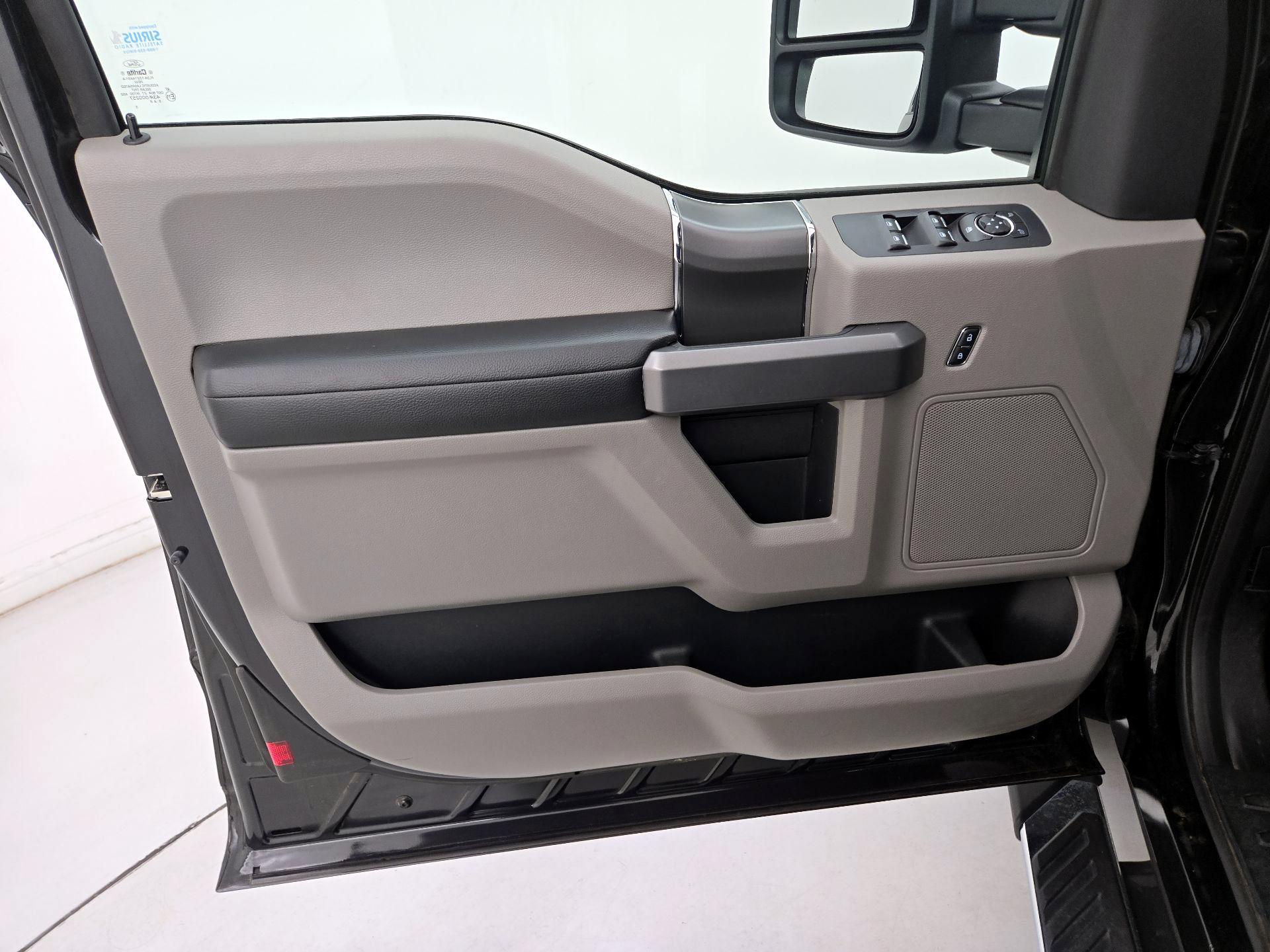 Thumbnail: 2015 Ford F-150 - 12