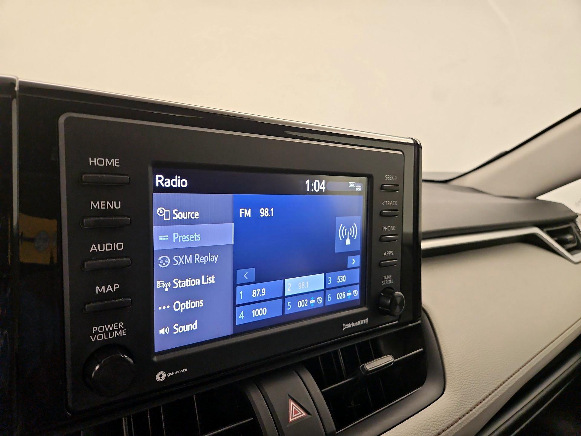Thumbnail: 2021 Toyota RAV4 - 15
