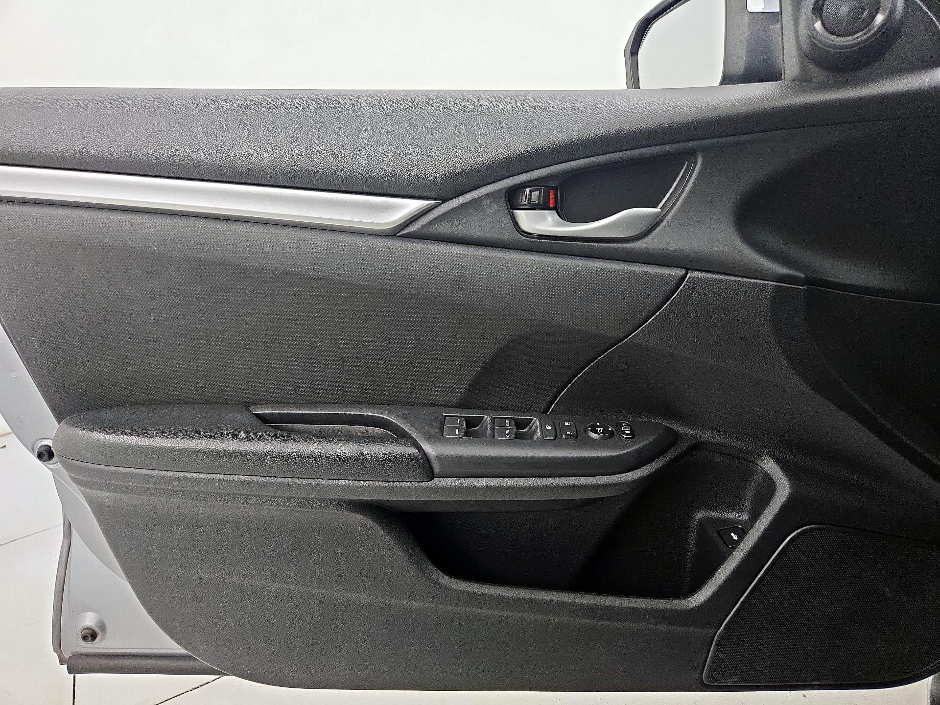 Thumbnail: 2019 Honda Civic - 12