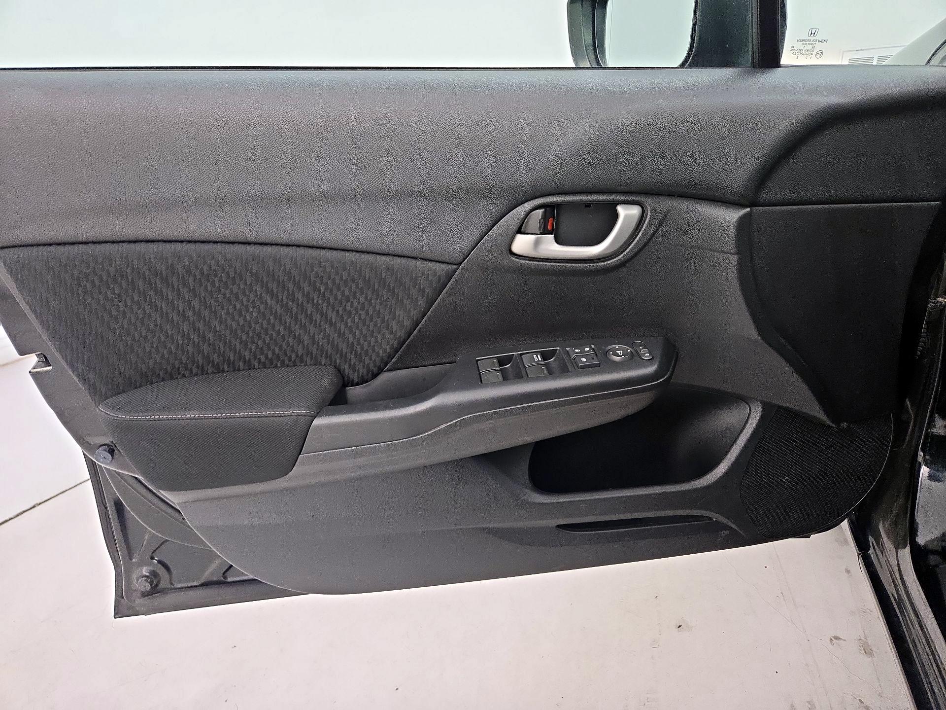 Thumbnail: 2014 Honda Civic - 12