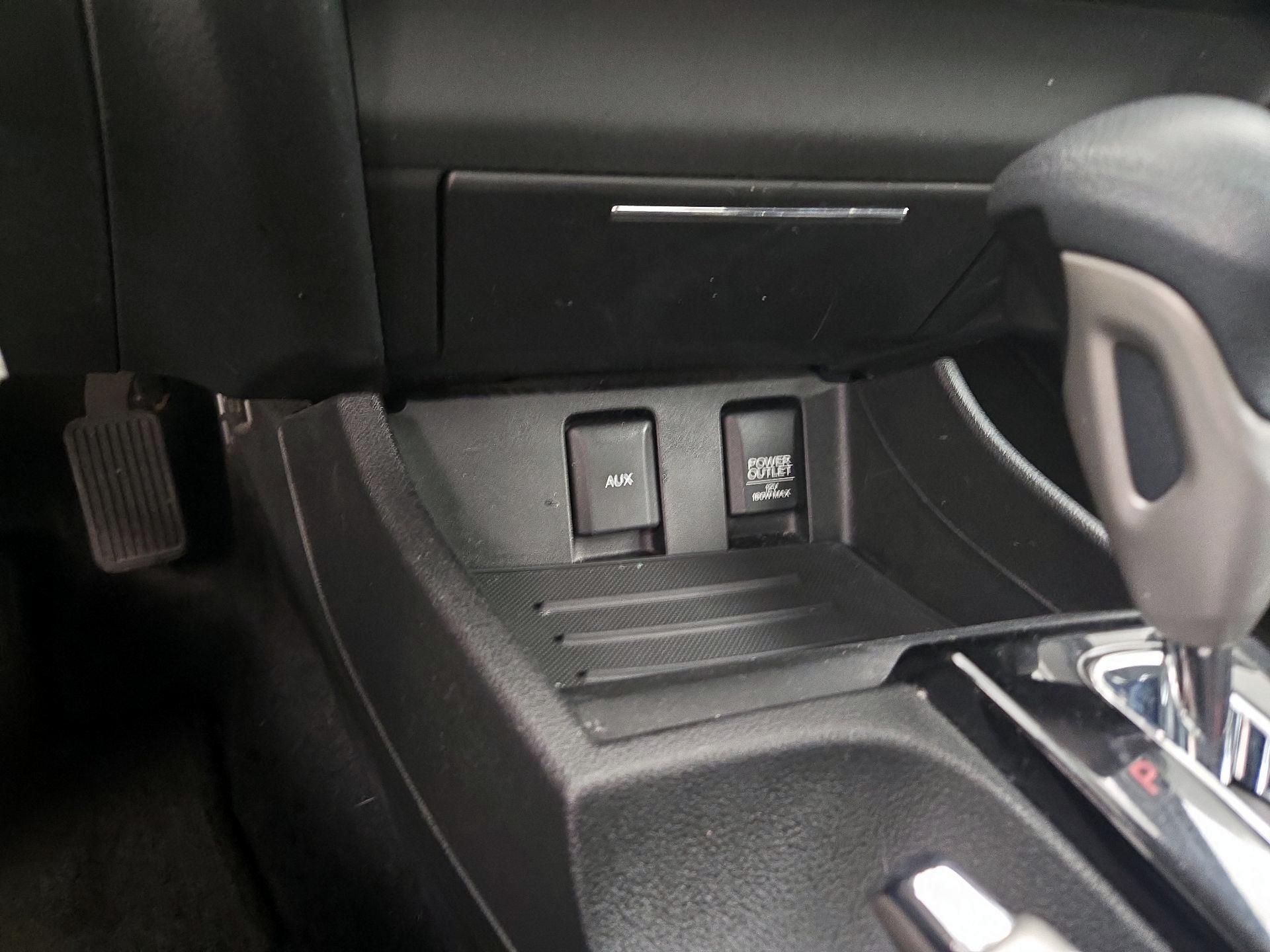 Thumbnail: 2014 Honda Civic - 18