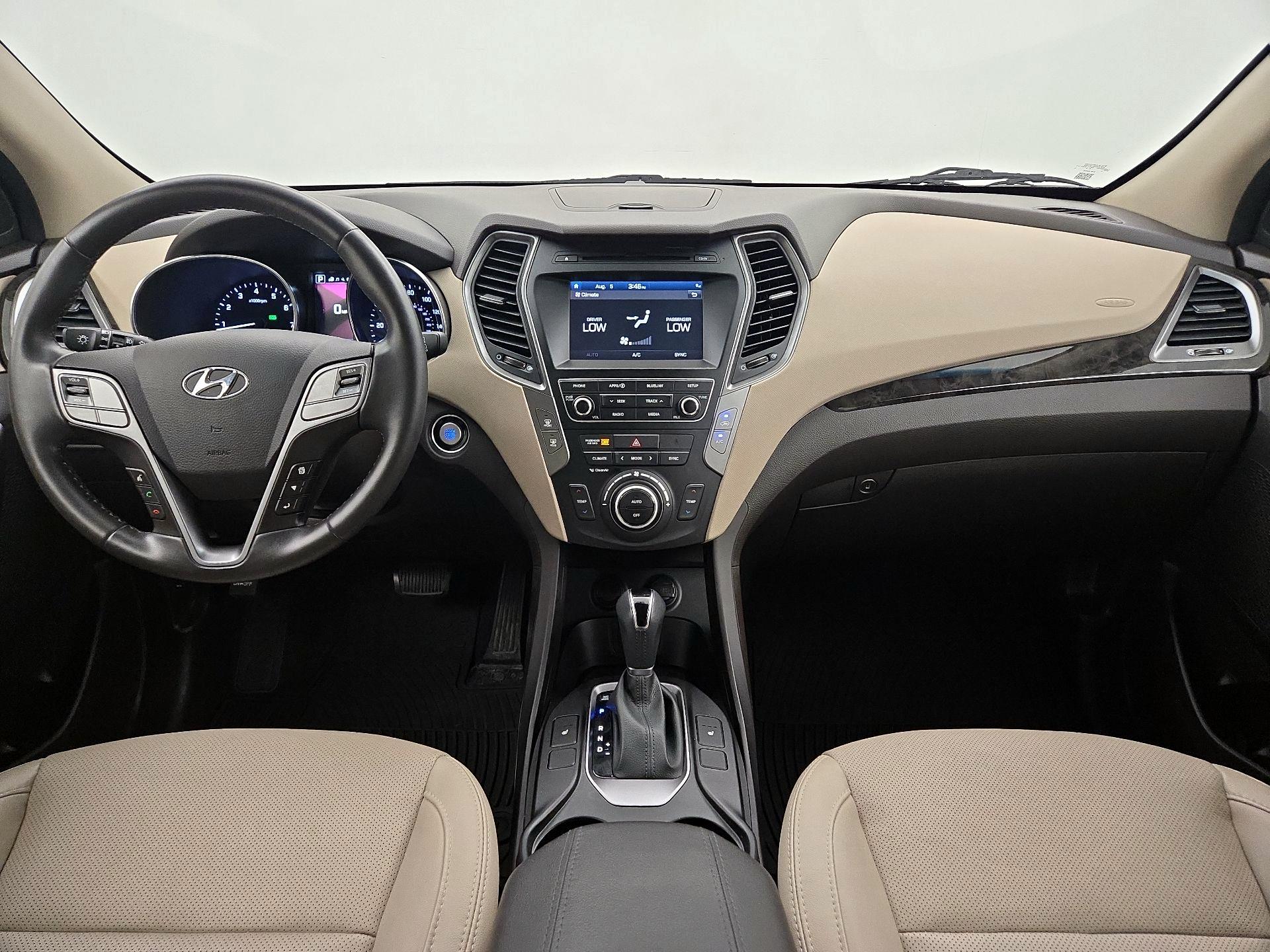Thumbnail: 2017 Hyundai Santa Fe - 9