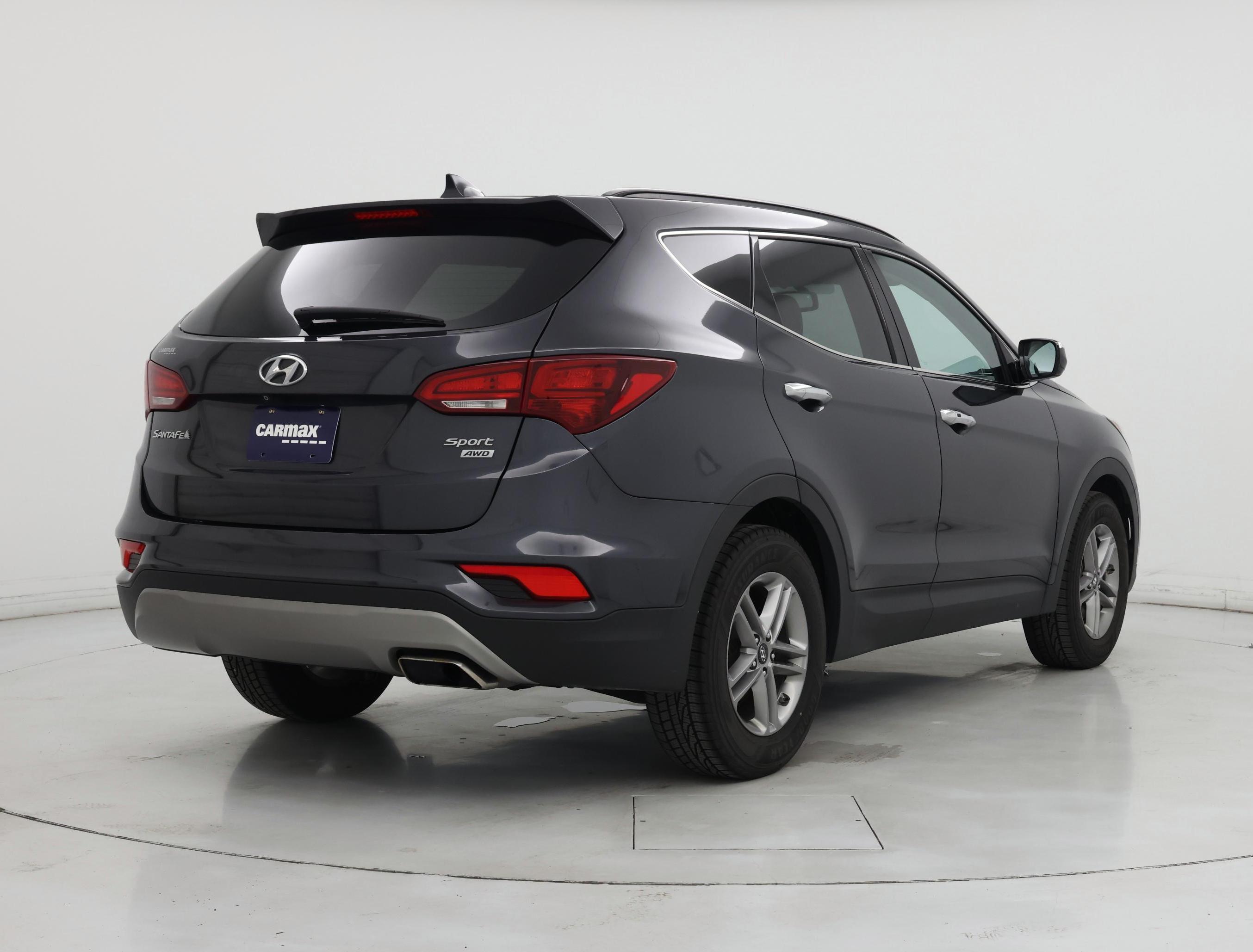 Thumbnail: 2017 Hyundai Santa Fe - 8