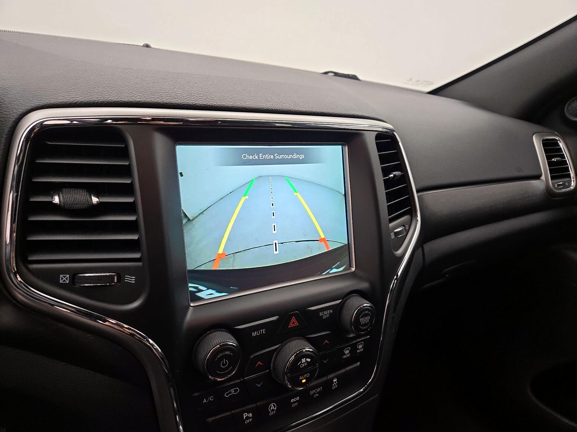 Thumbnail: 2018 Jeep Grand Cherokee - 15