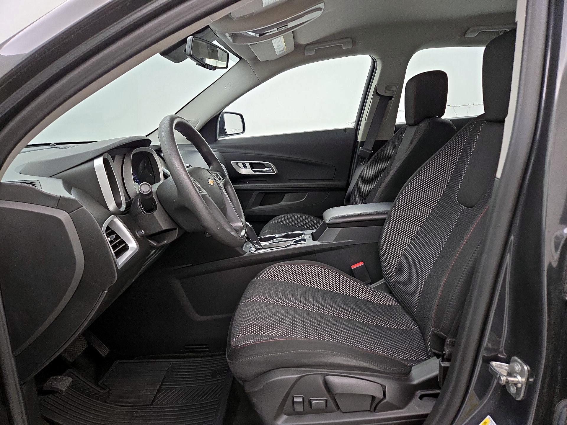 Thumbnail: 2017 Chevrolet Equinox - 11