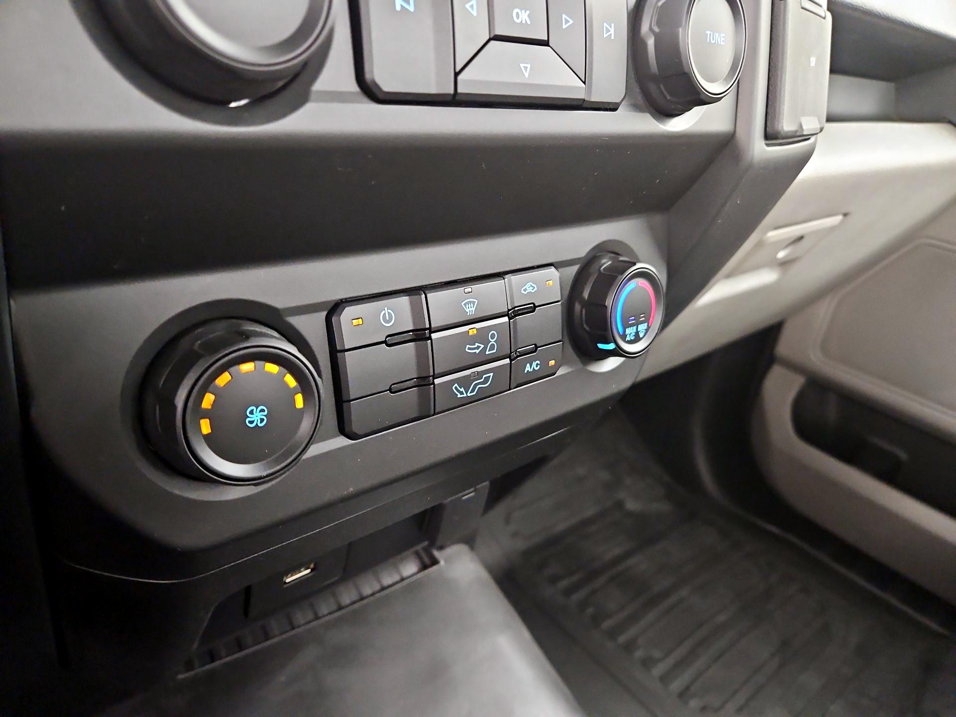 Thumbnail: 2020 Ford F-150 - 16