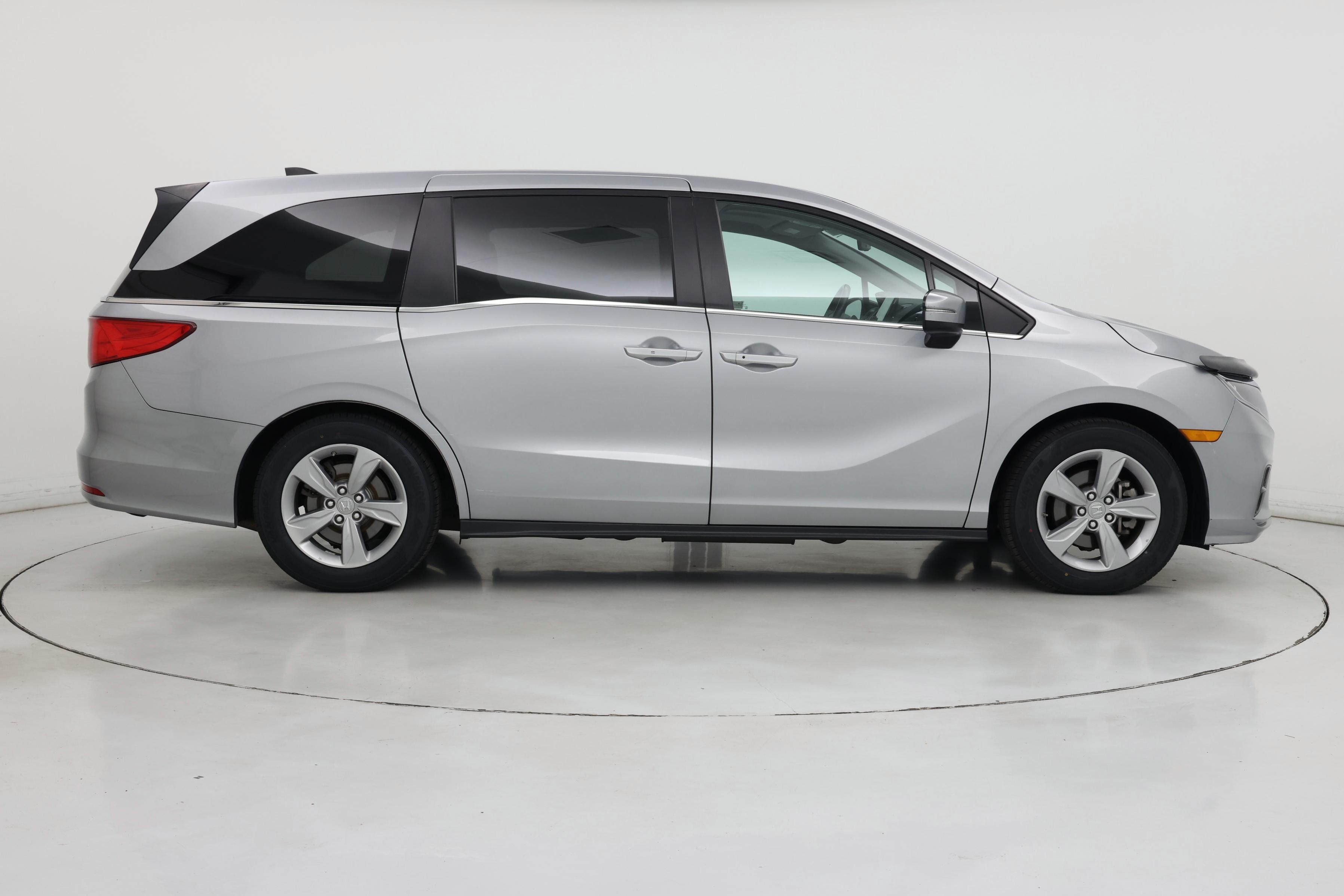 Thumbnail: 2018 Honda Odyssey - 7