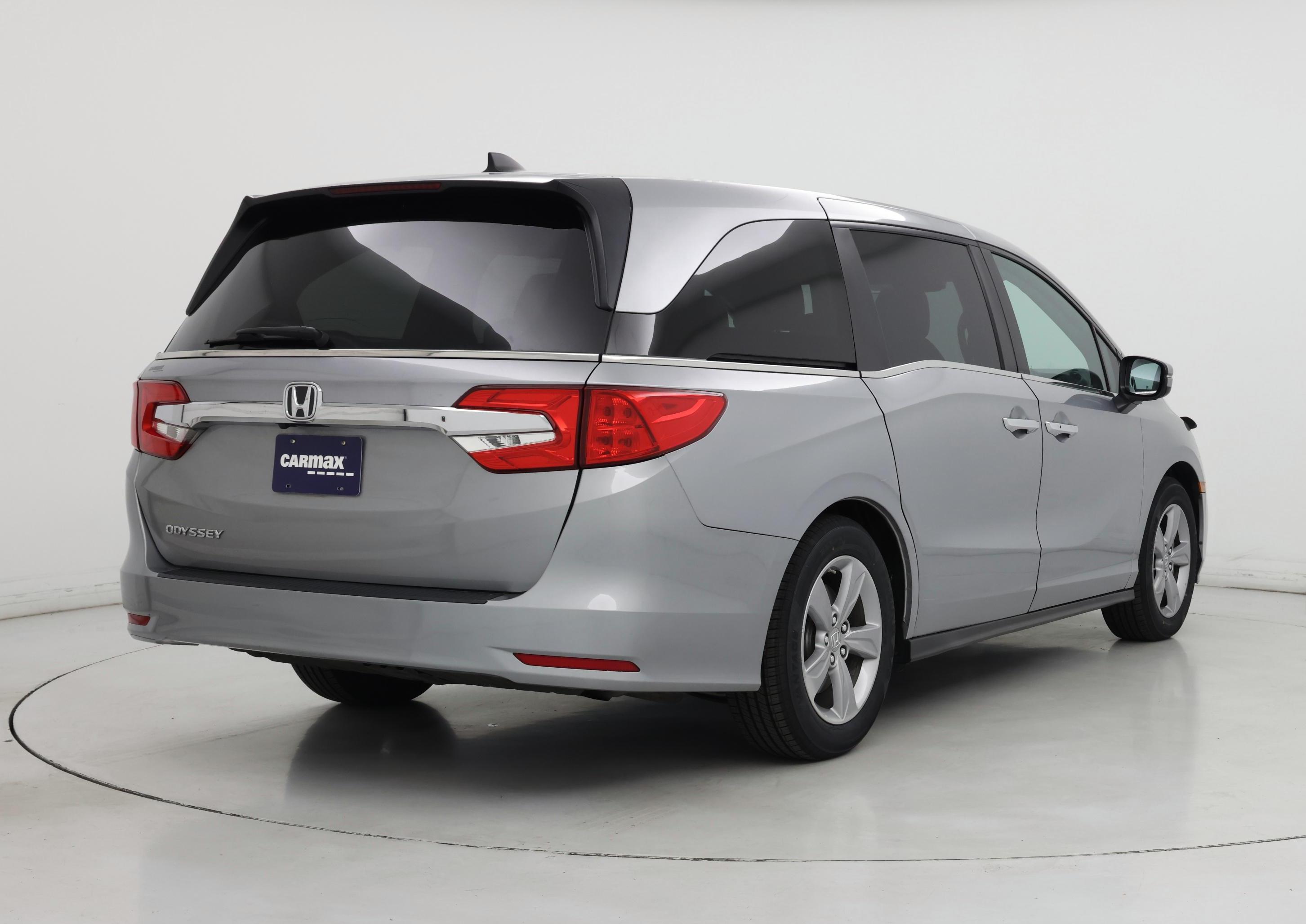 Thumbnail: 2018 Honda Odyssey - 8