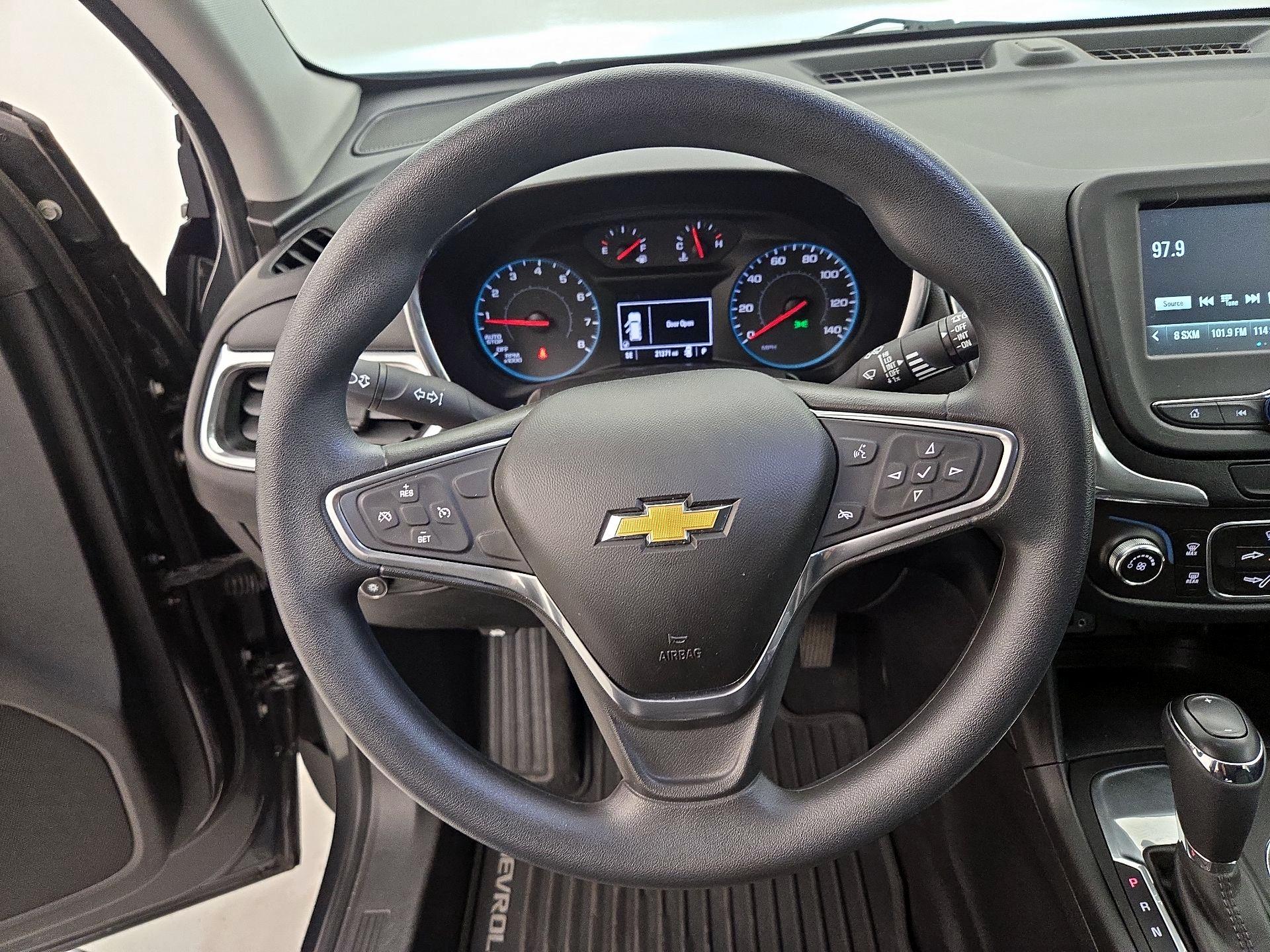 Thumbnail: 2018 Chevrolet Equinox - 10