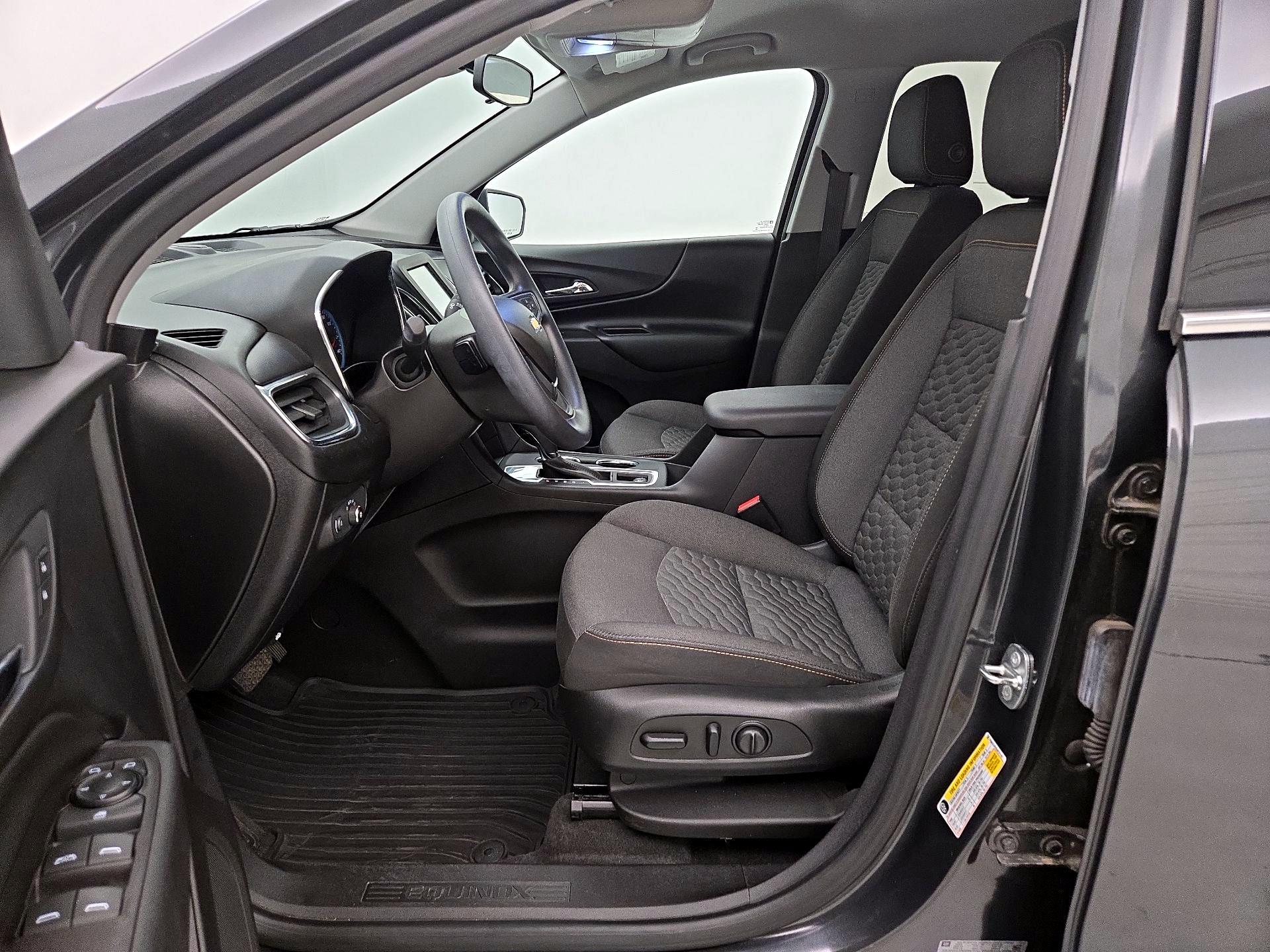 Thumbnail: 2018 Chevrolet Equinox - 11