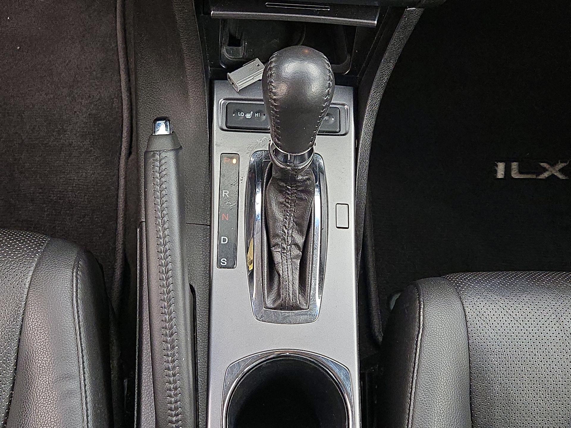 Thumbnail: 2013 Acura ILX - 17