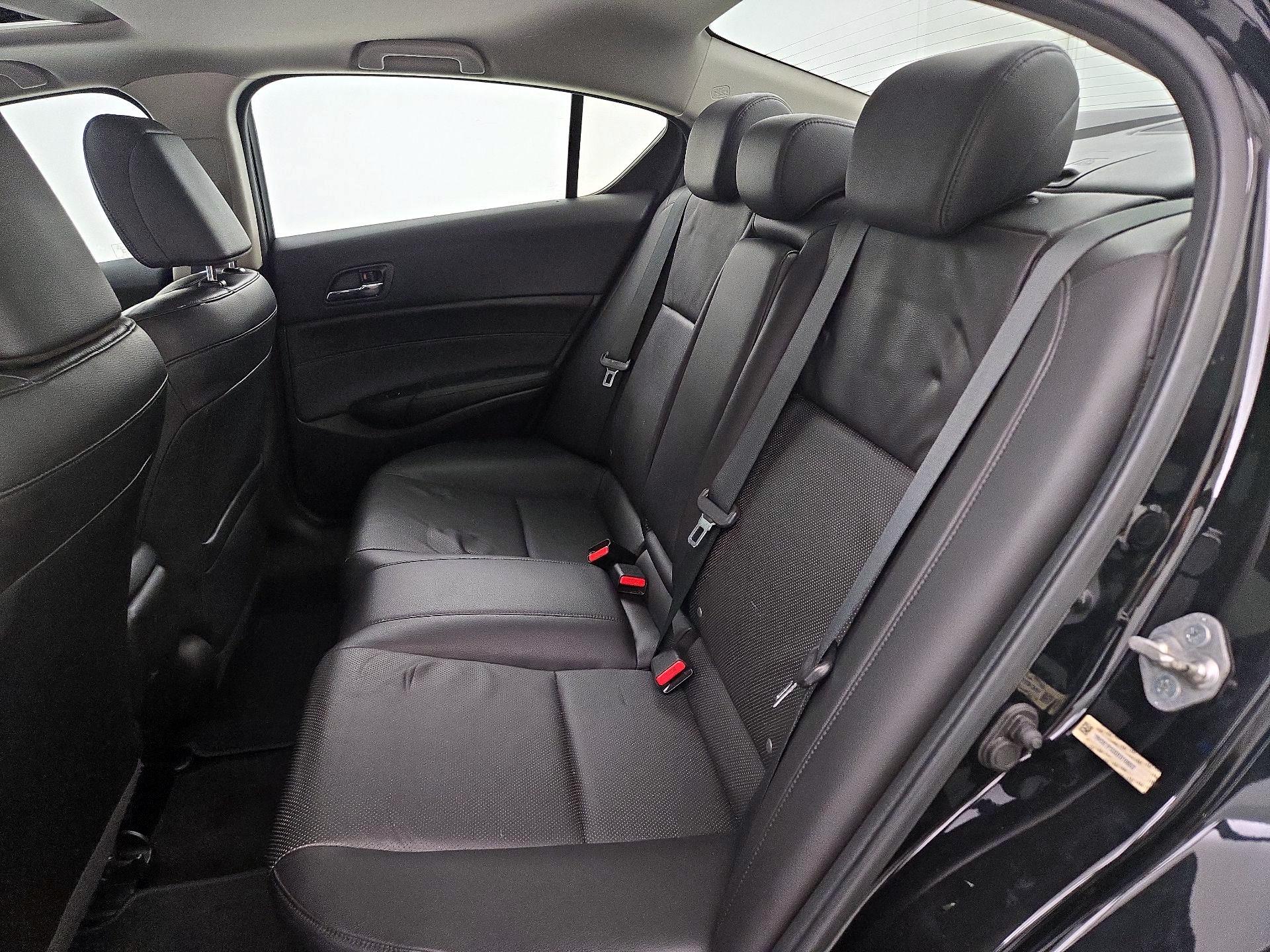 Thumbnail: 2013 Acura ILX - 20