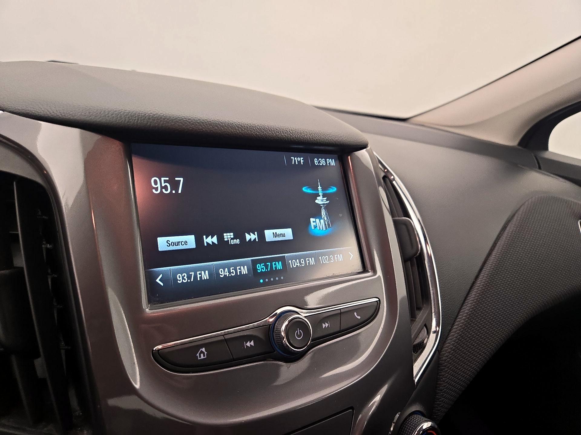 Thumbnail: 2018 Chevrolet Cruze - 15
