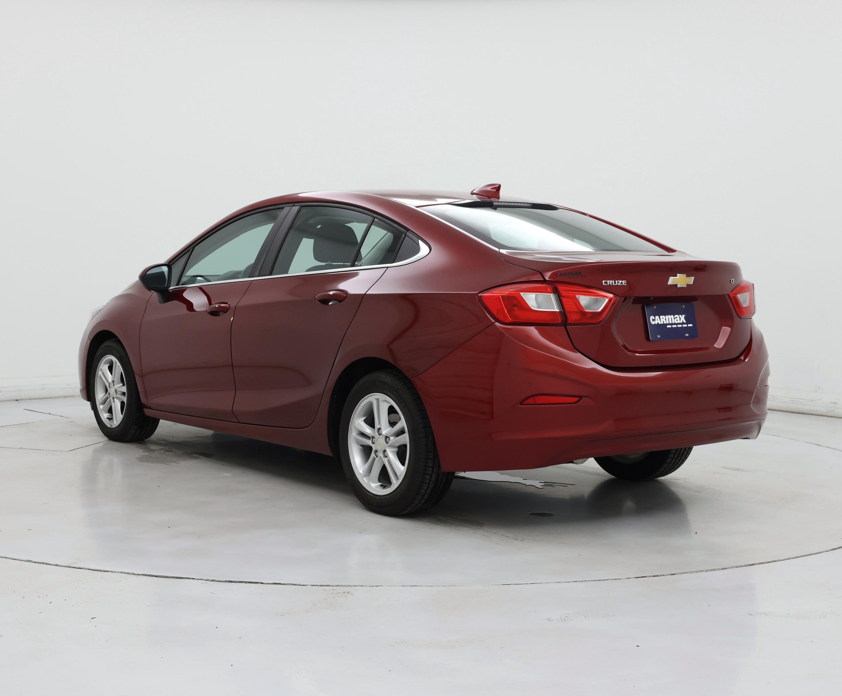 Thumbnail: 2018 Chevrolet Cruze - 2
