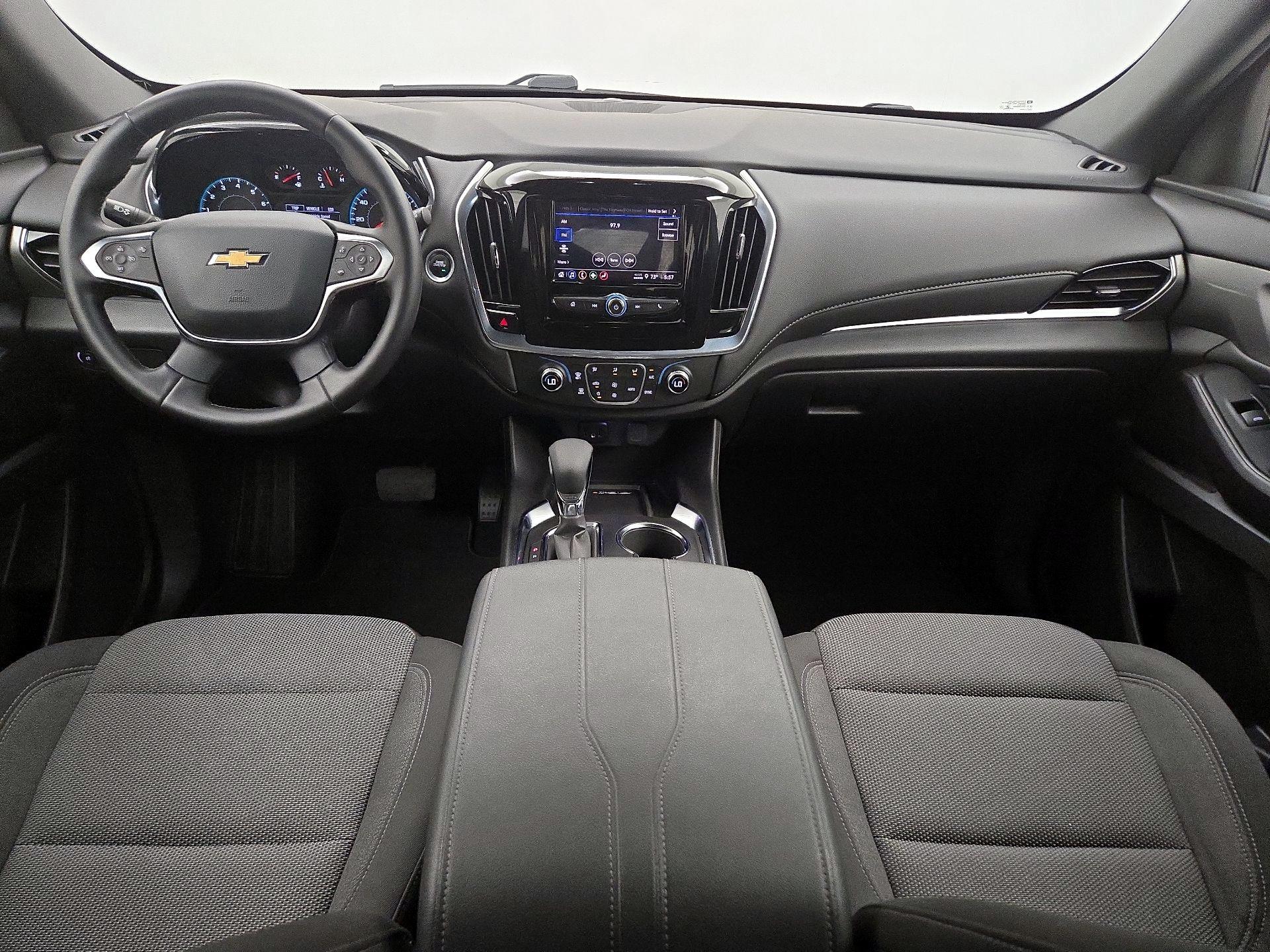 Thumbnail: 2023 Chevrolet Traverse - 9