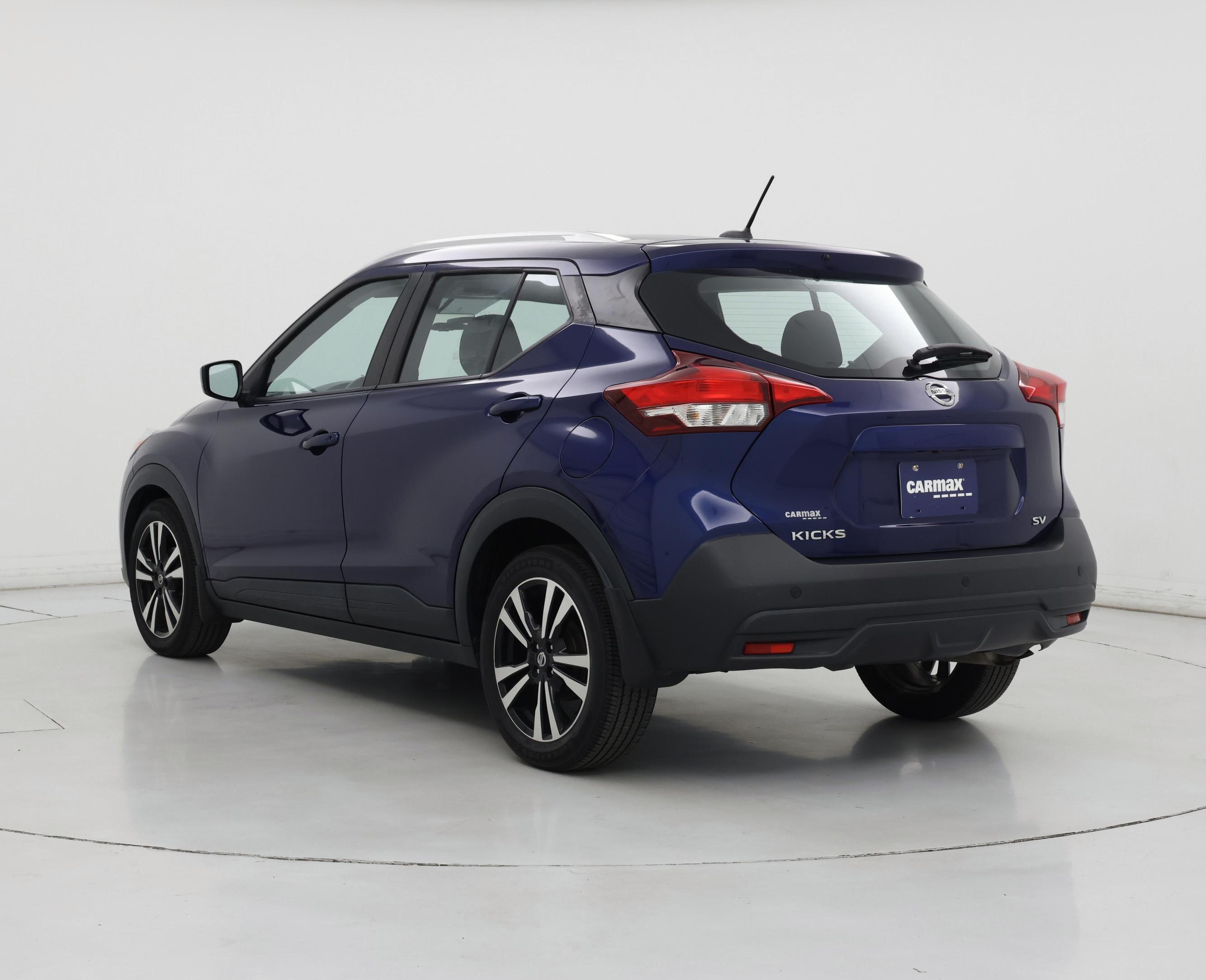 Thumbnail: 2018 Nissan Kicks - 2