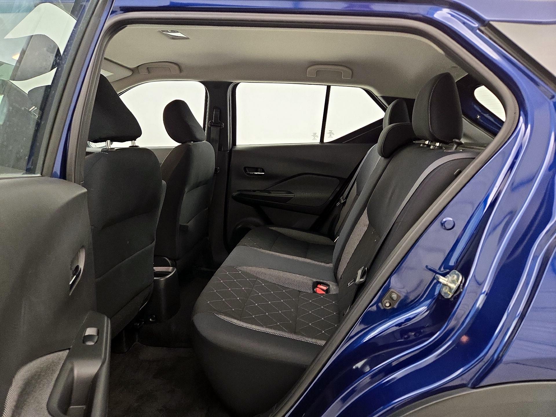 Thumbnail: 2018 Nissan Kicks - 19