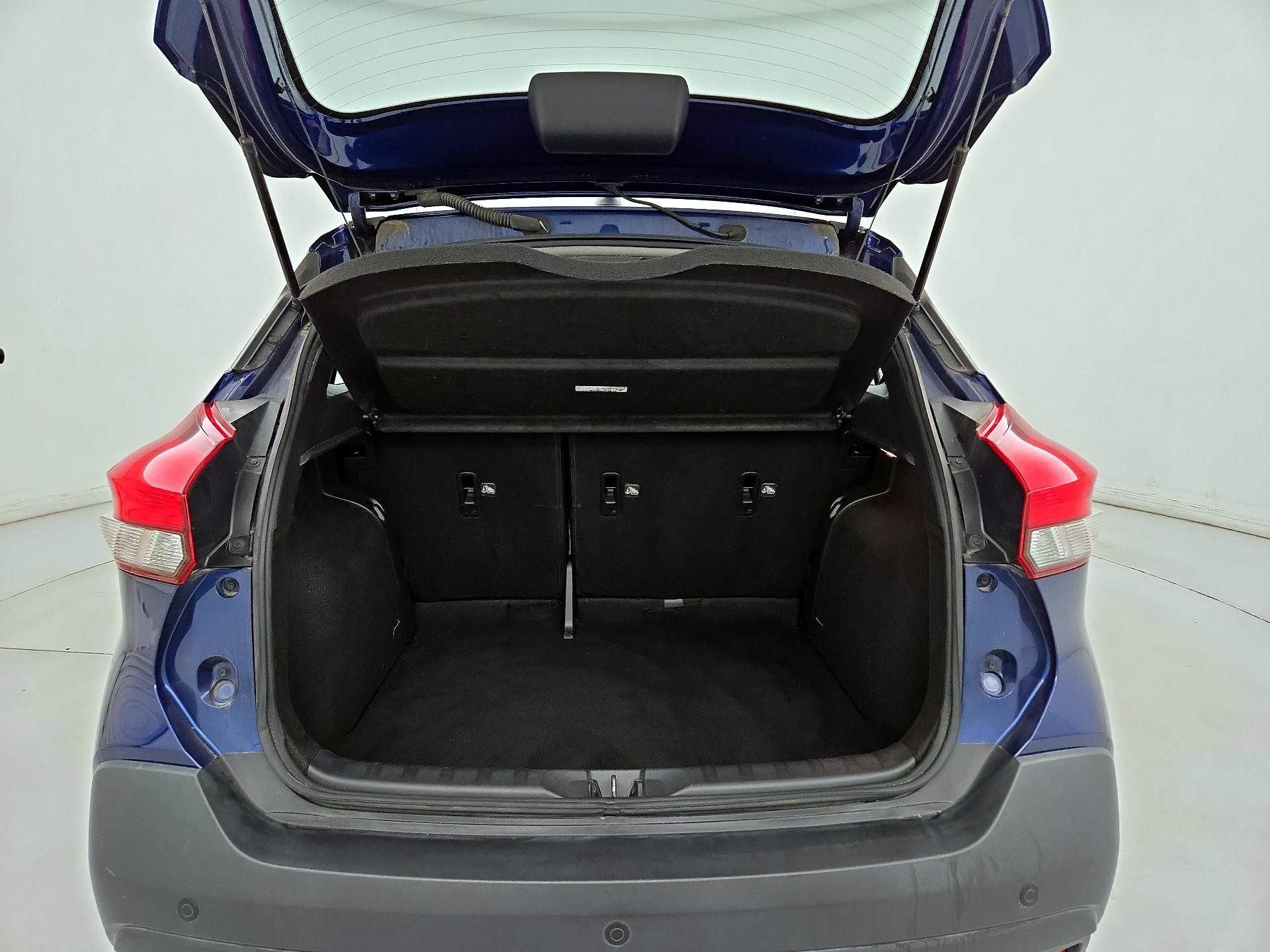 Thumbnail: 2018 Nissan Kicks - 20