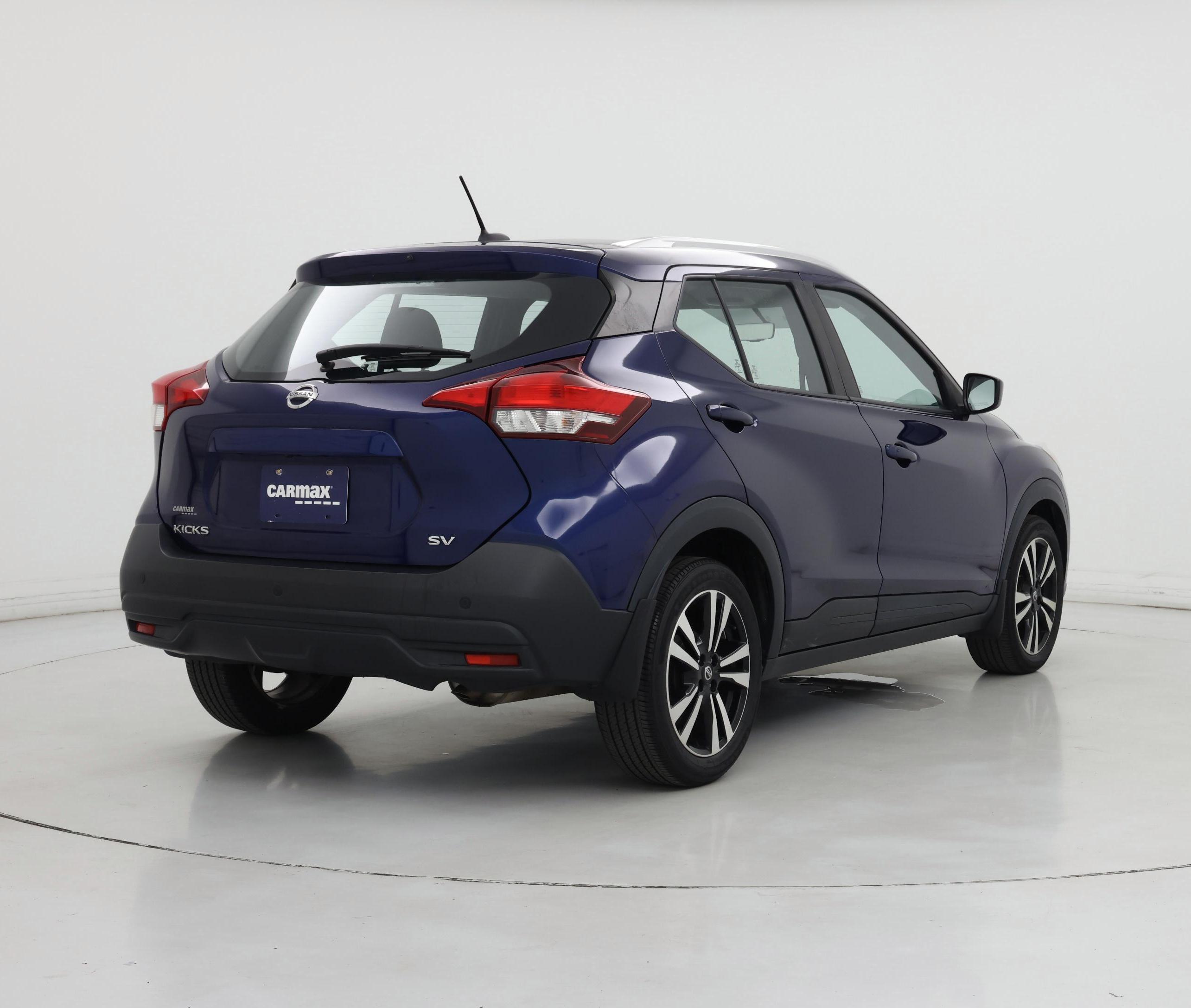 Thumbnail: 2018 Nissan Kicks - 8