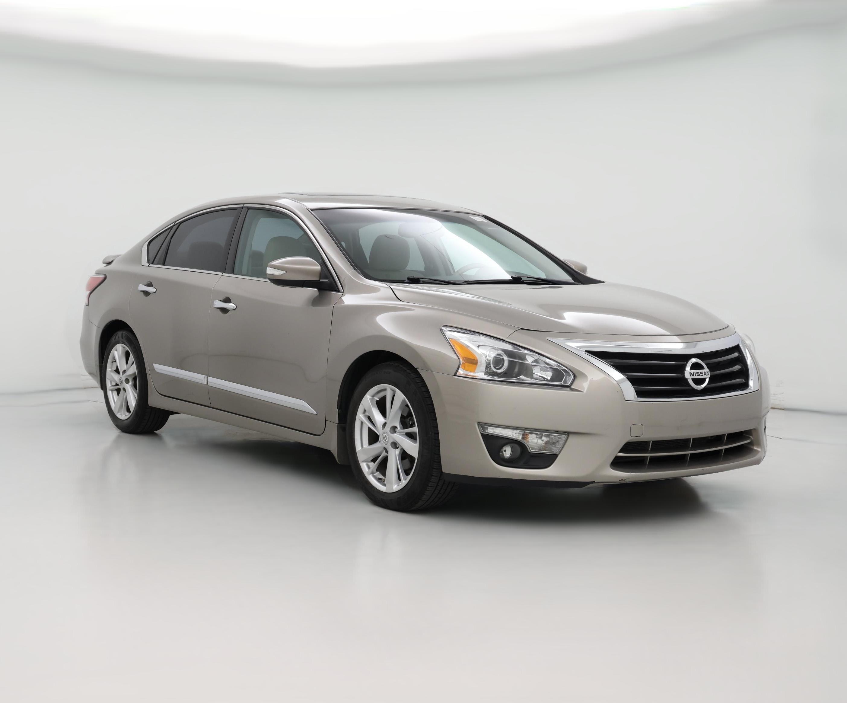 Thumbnail: 2015 Nissan Altima - 1