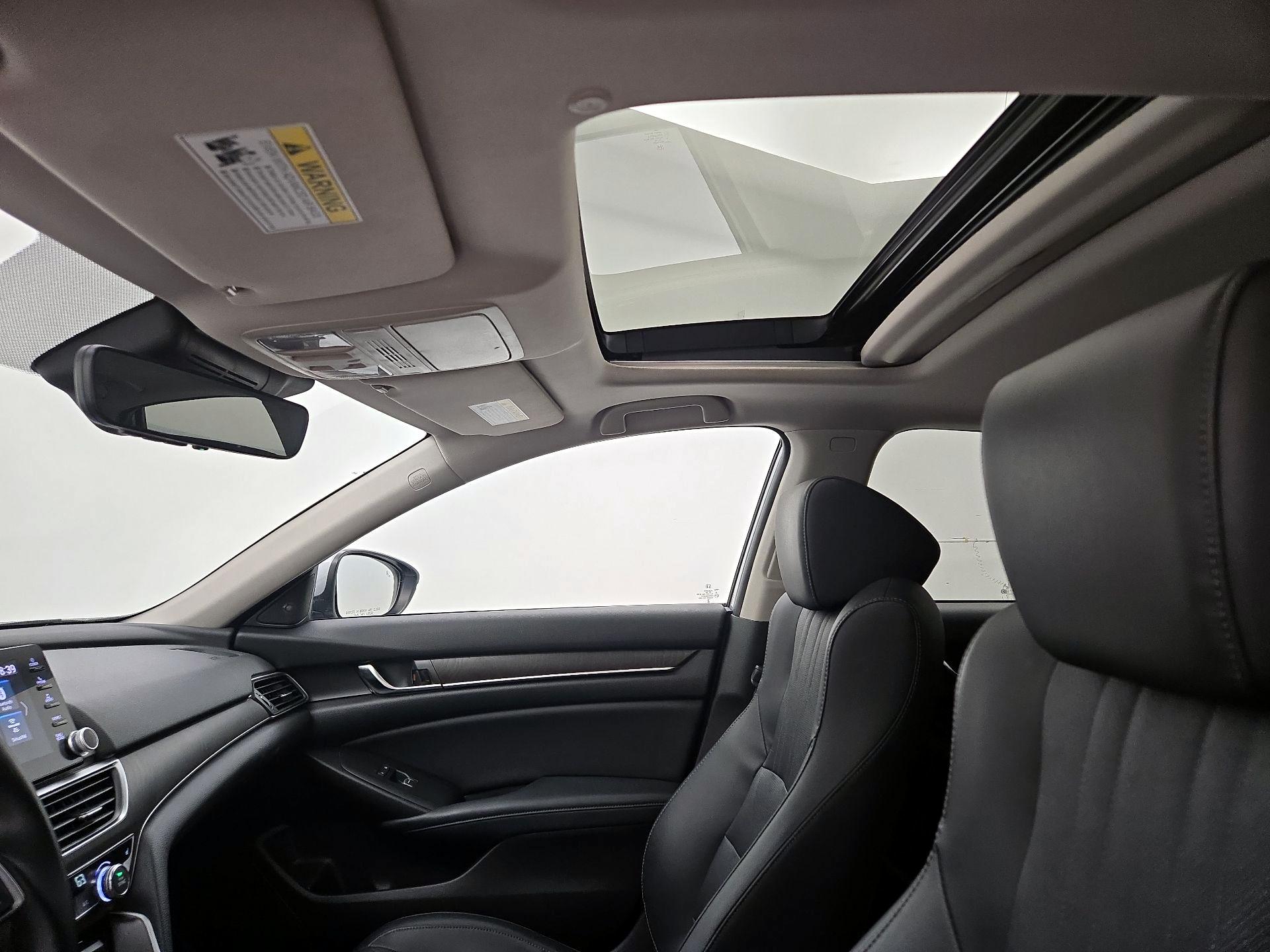 Thumbnail: 2018 Honda Accord - 19