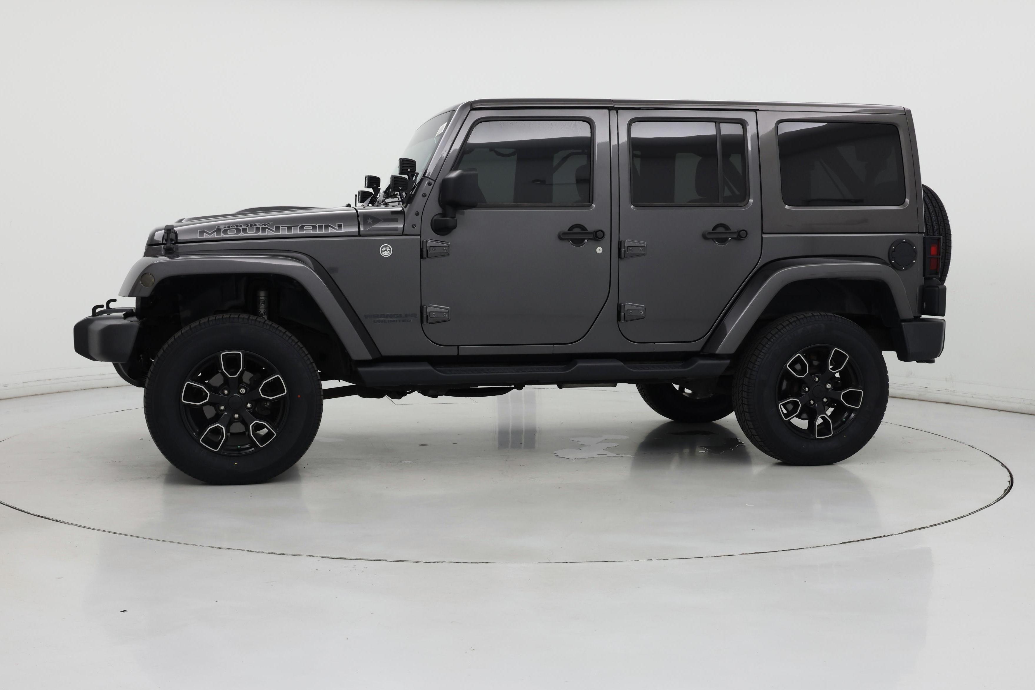 Thumbnail: 2017 Jeep Wrangler - 3