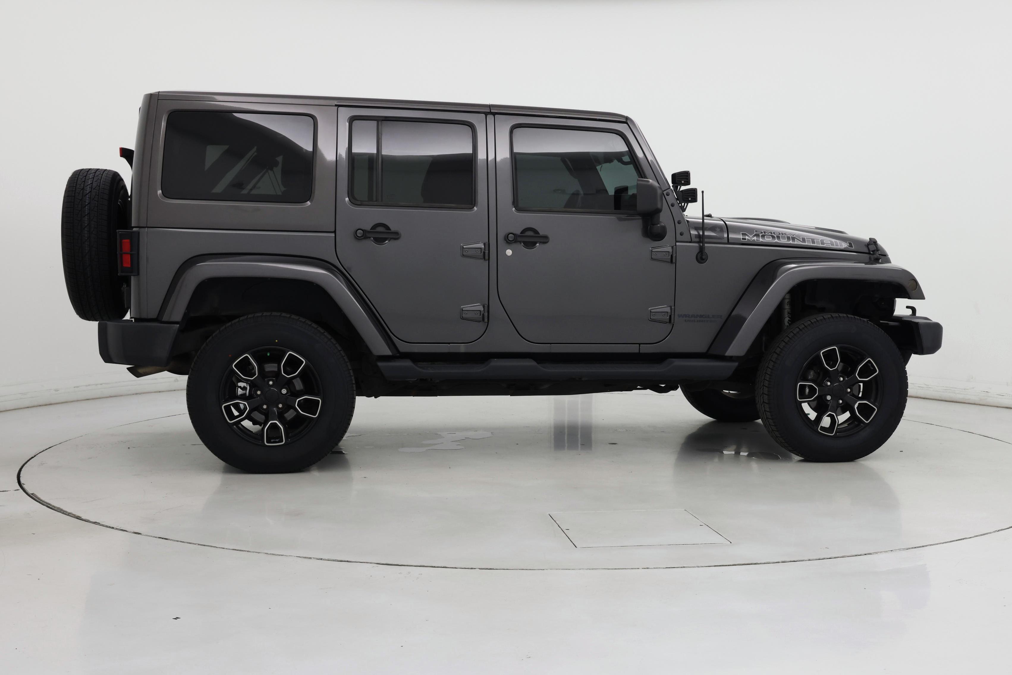 Thumbnail: 2017 Jeep Wrangler - 7