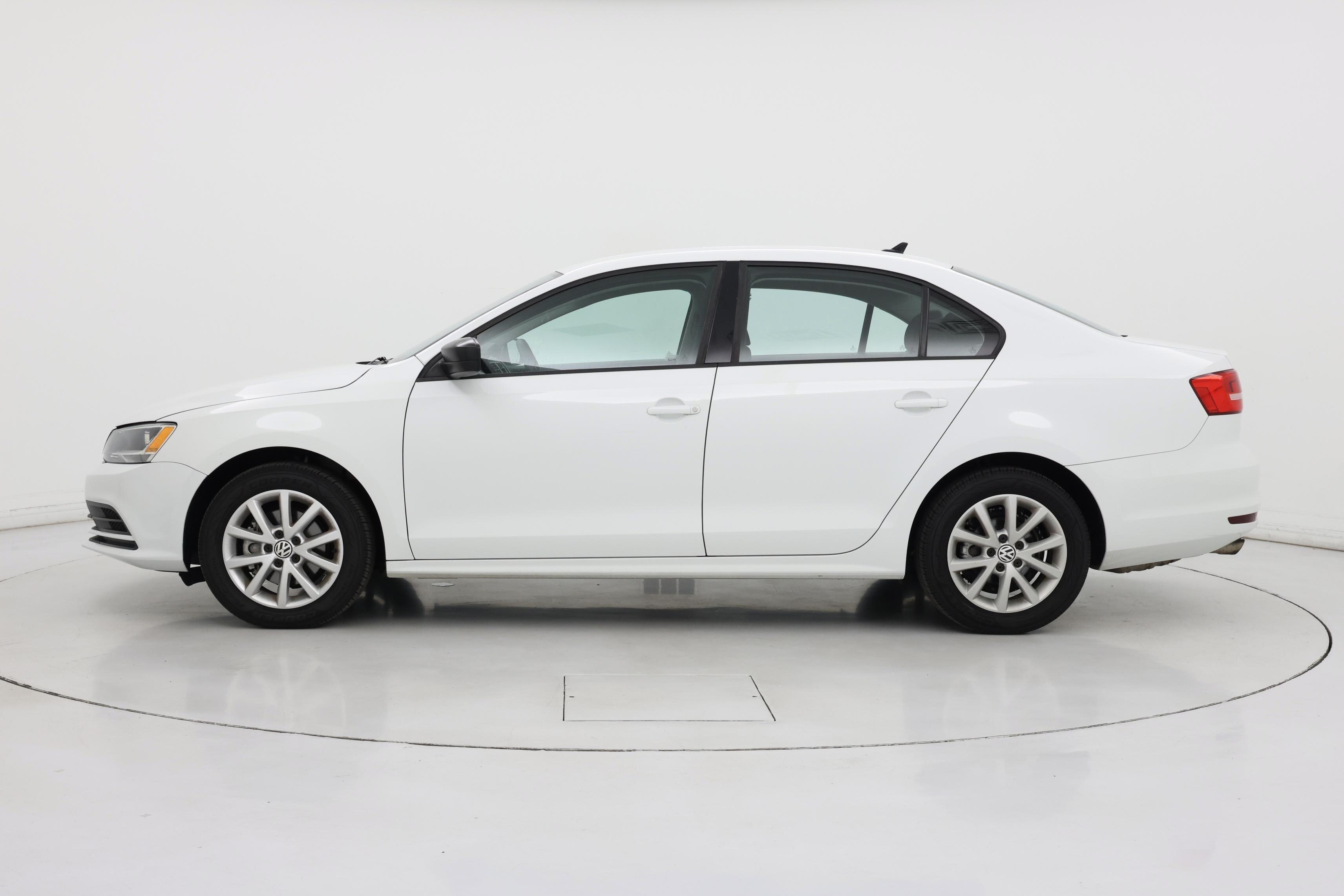 Thumbnail: 2015 Volkswagen Jetta - 3