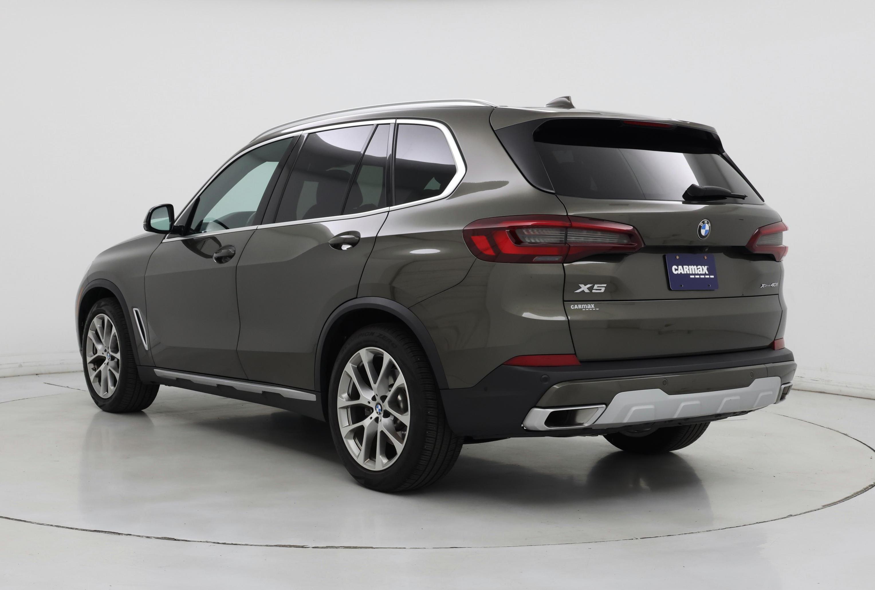Thumbnail: 2023 BMW X5 - 2
