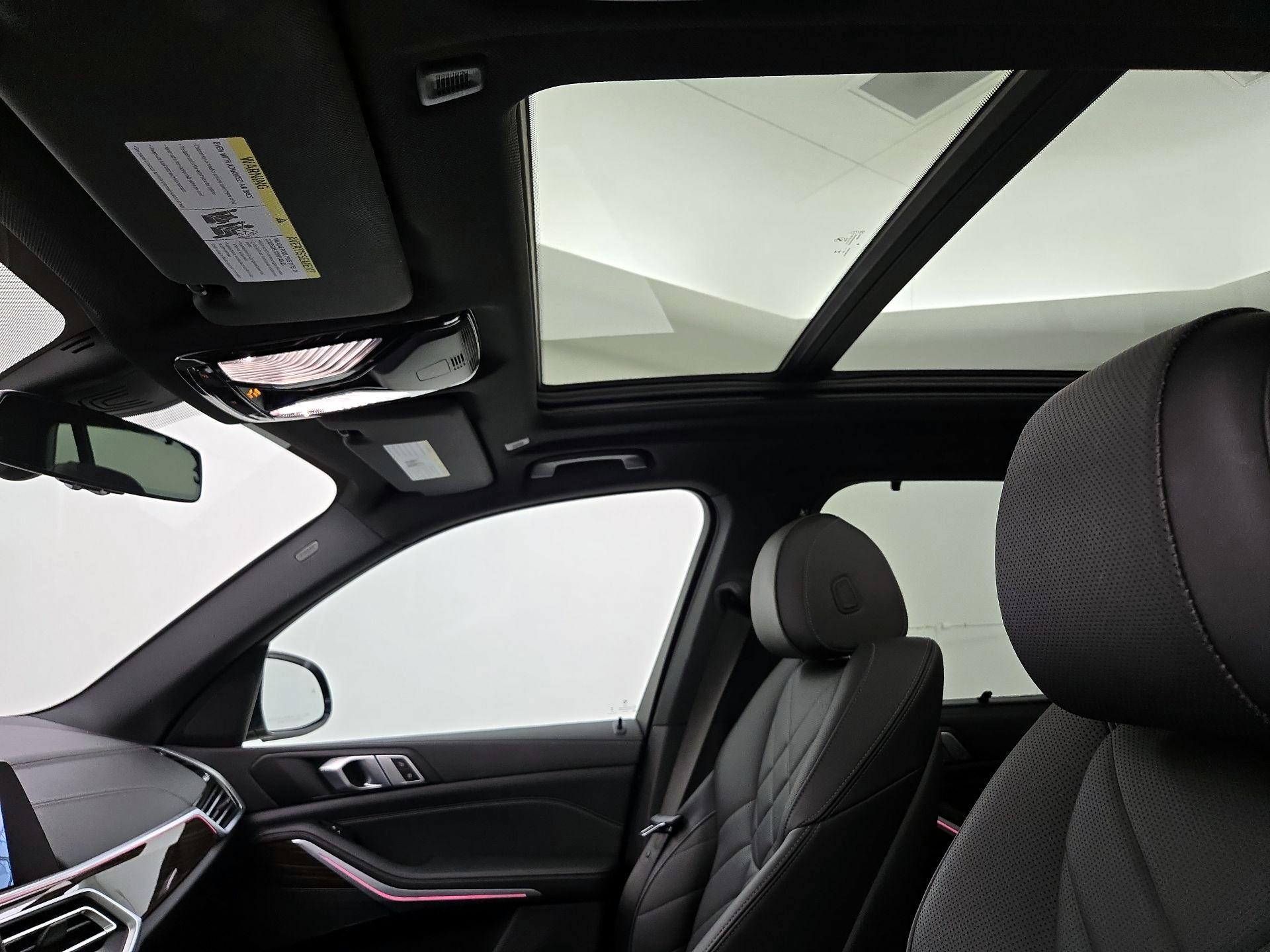 Thumbnail: 2023 BMW X5 - 20