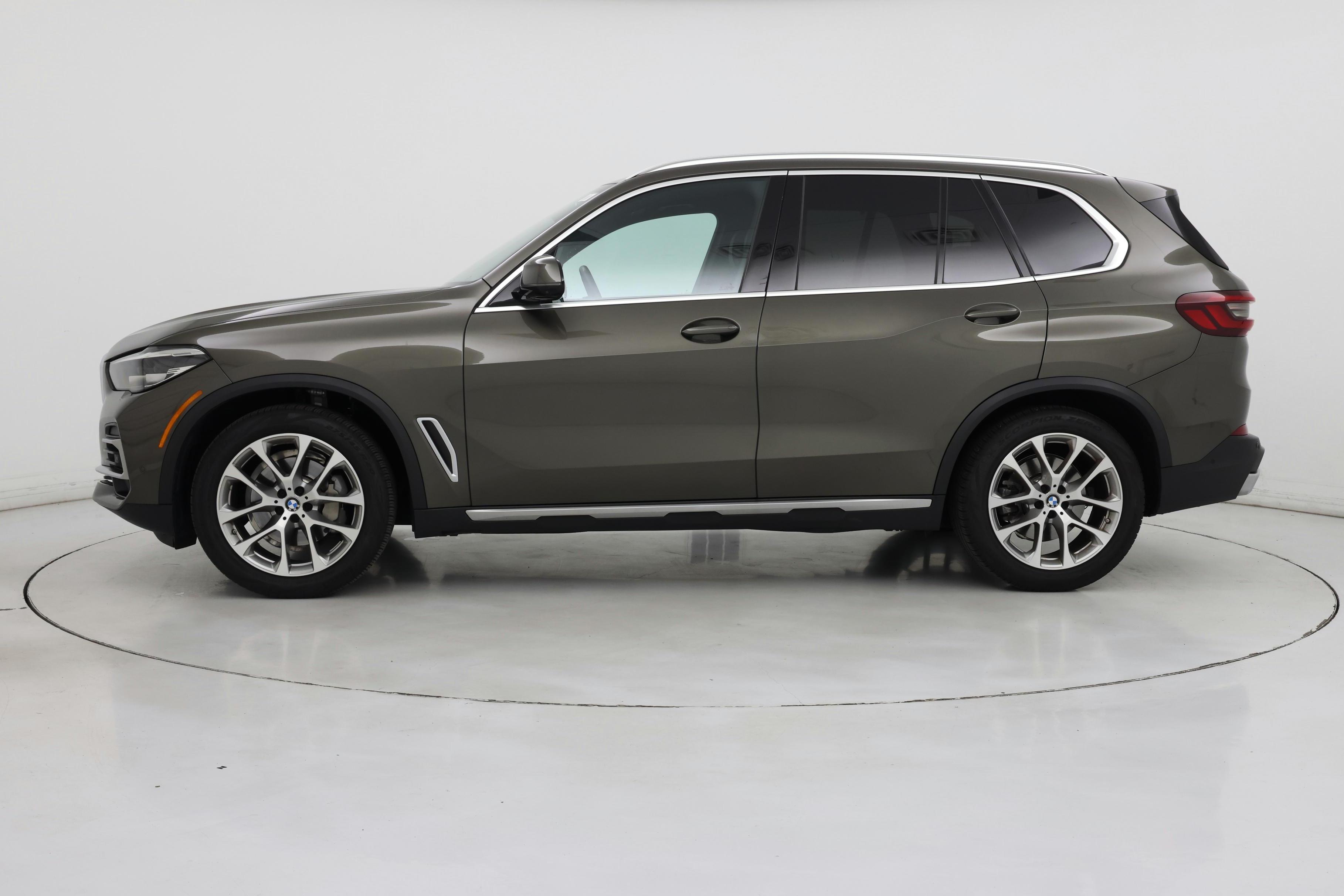 Thumbnail: 2023 BMW X5 - 3