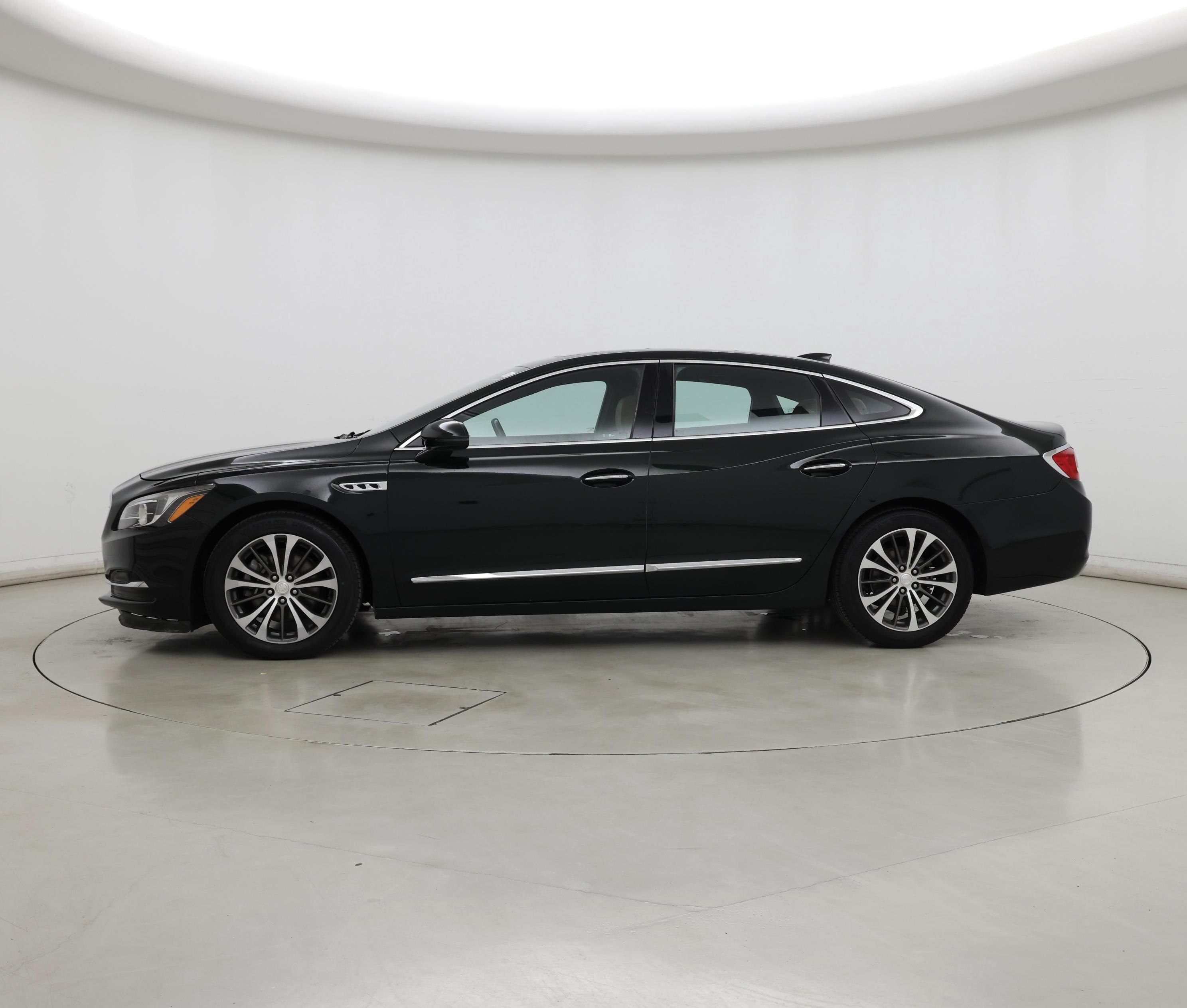 Thumbnail: 2017 Buick LaCrosse - 3