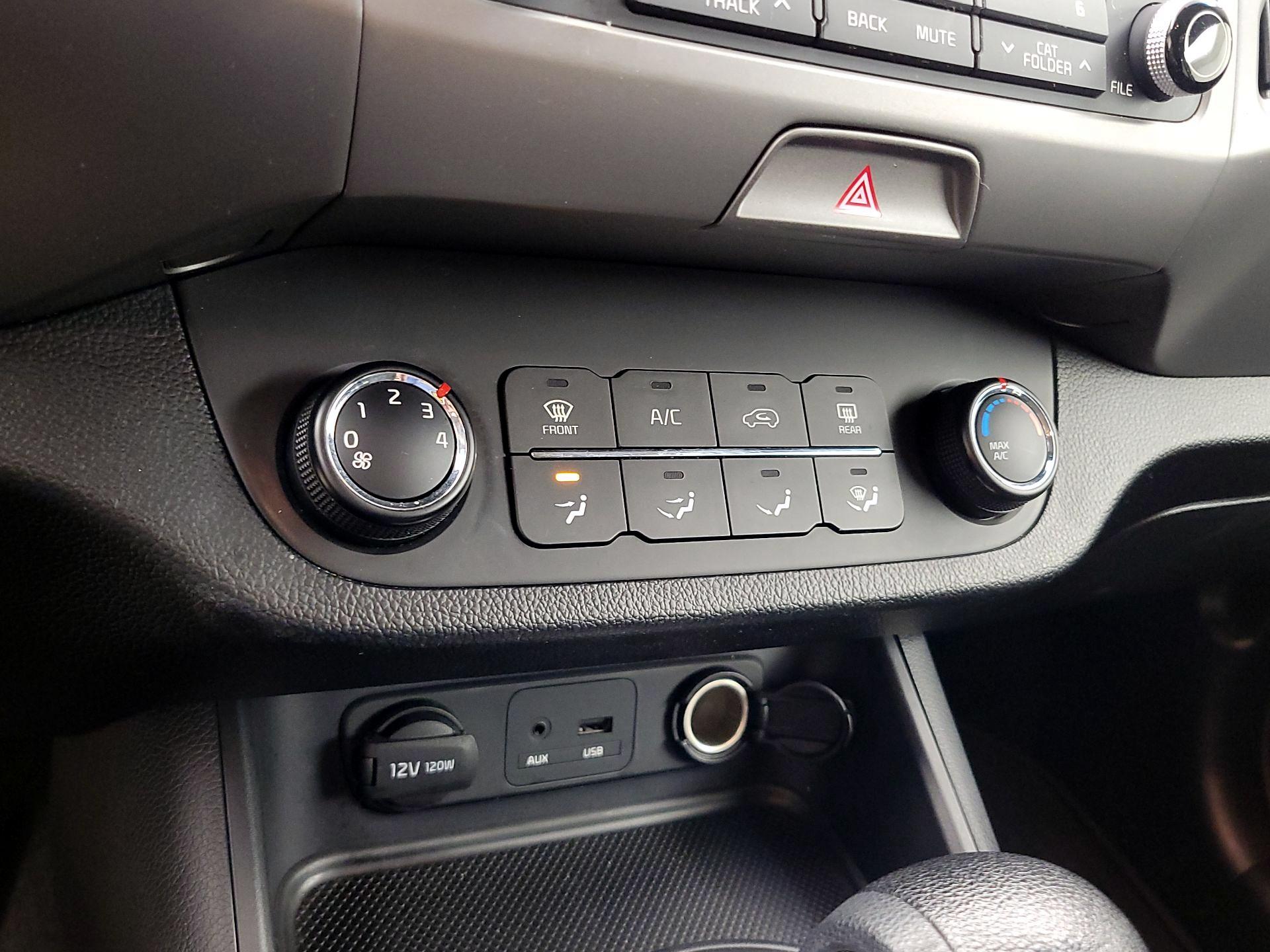 Thumbnail: 2014 Kia Sportage - 15