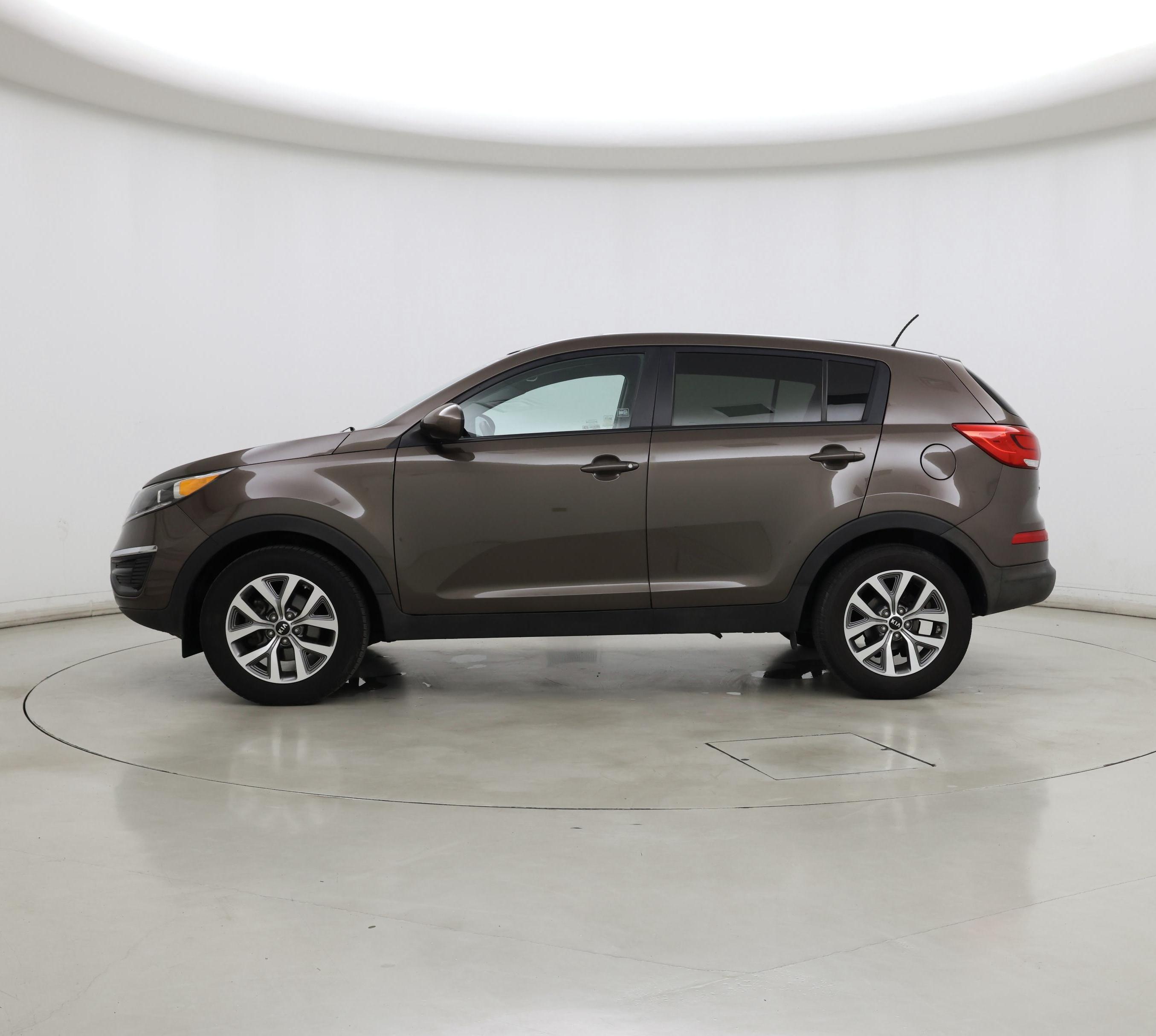 Thumbnail: 2014 Kia Sportage - 3