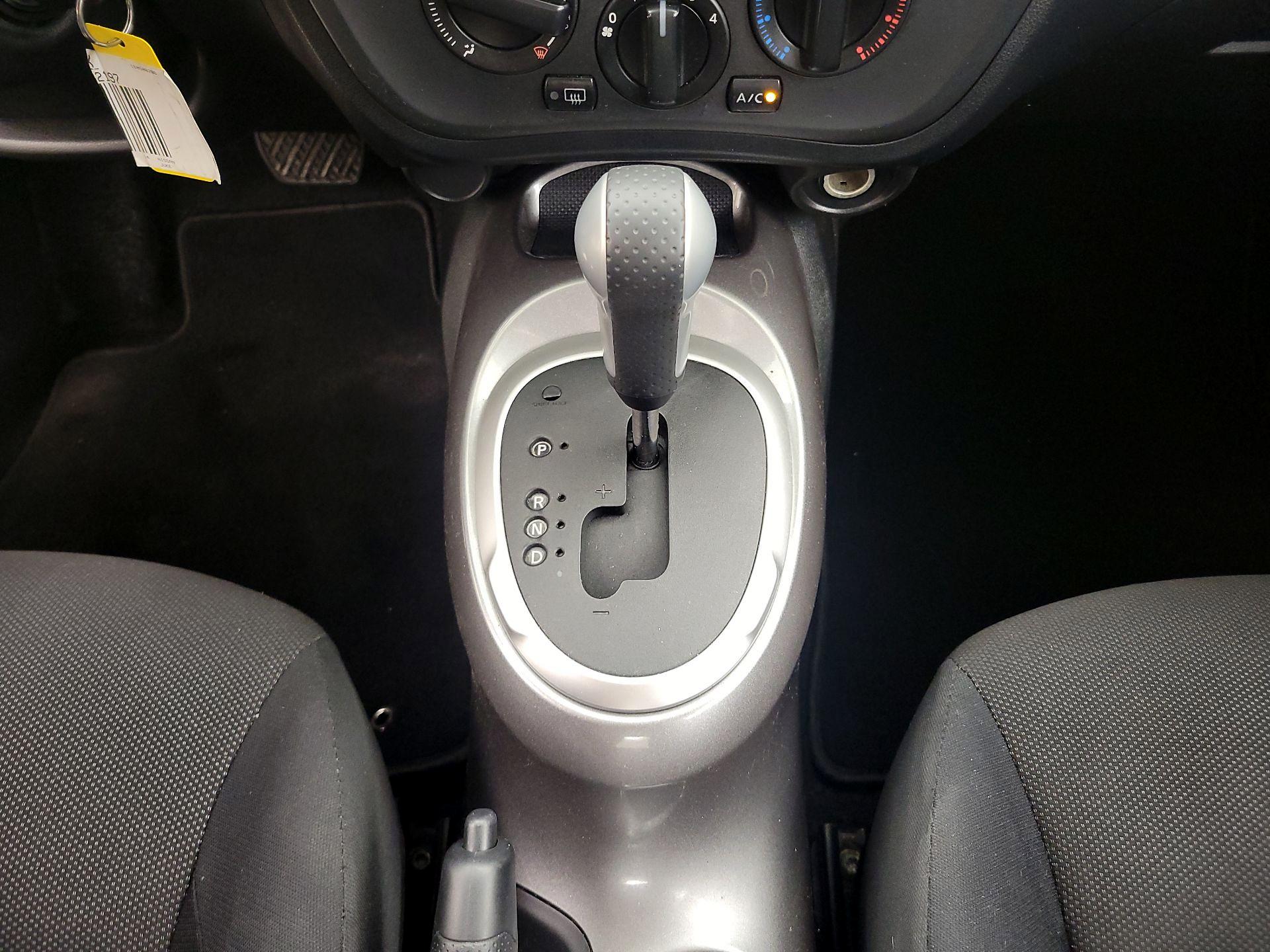 Thumbnail: 2014 Nissan Juke - 16