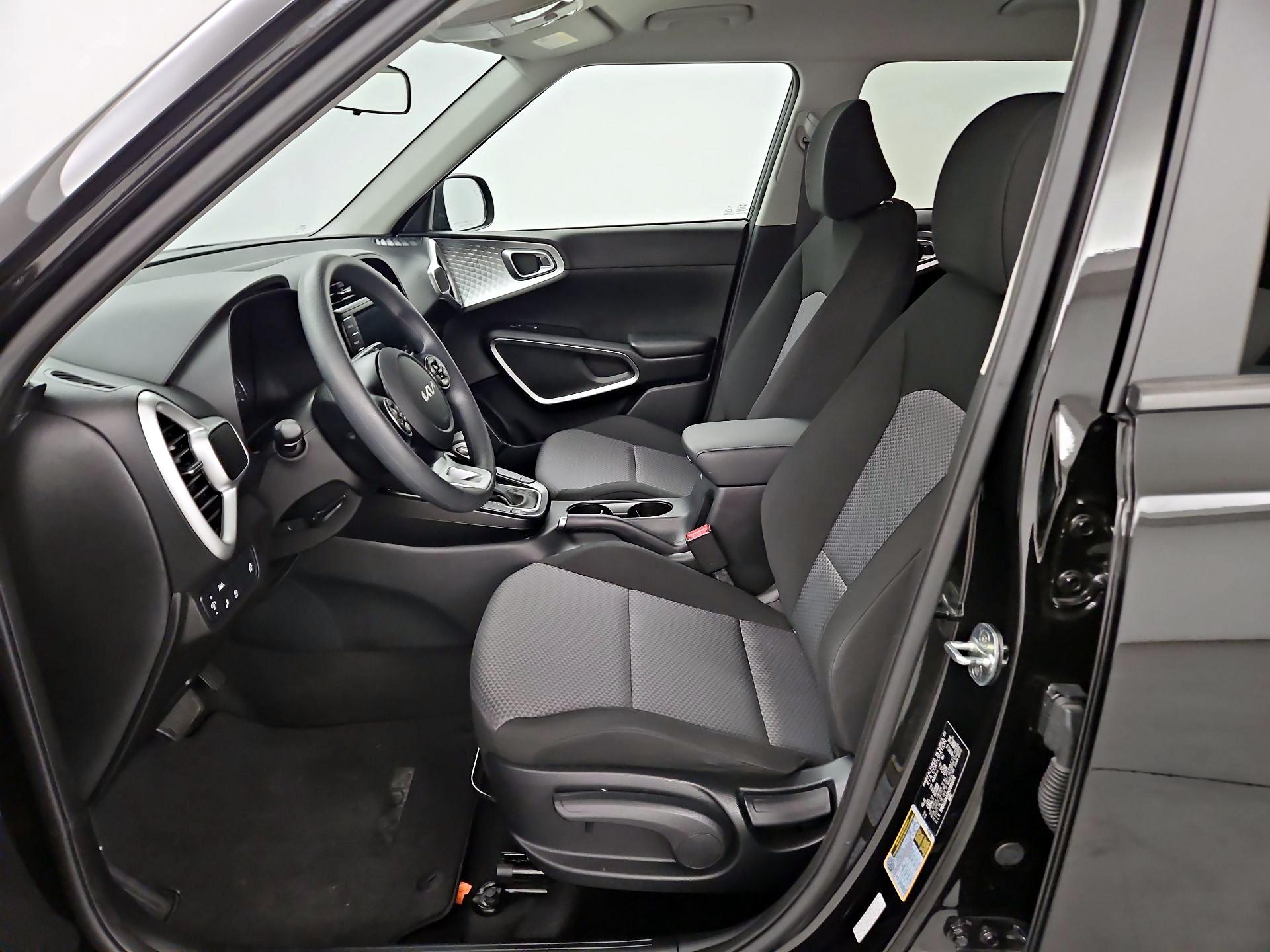 Thumbnail: 2022 Kia Soul - 11
