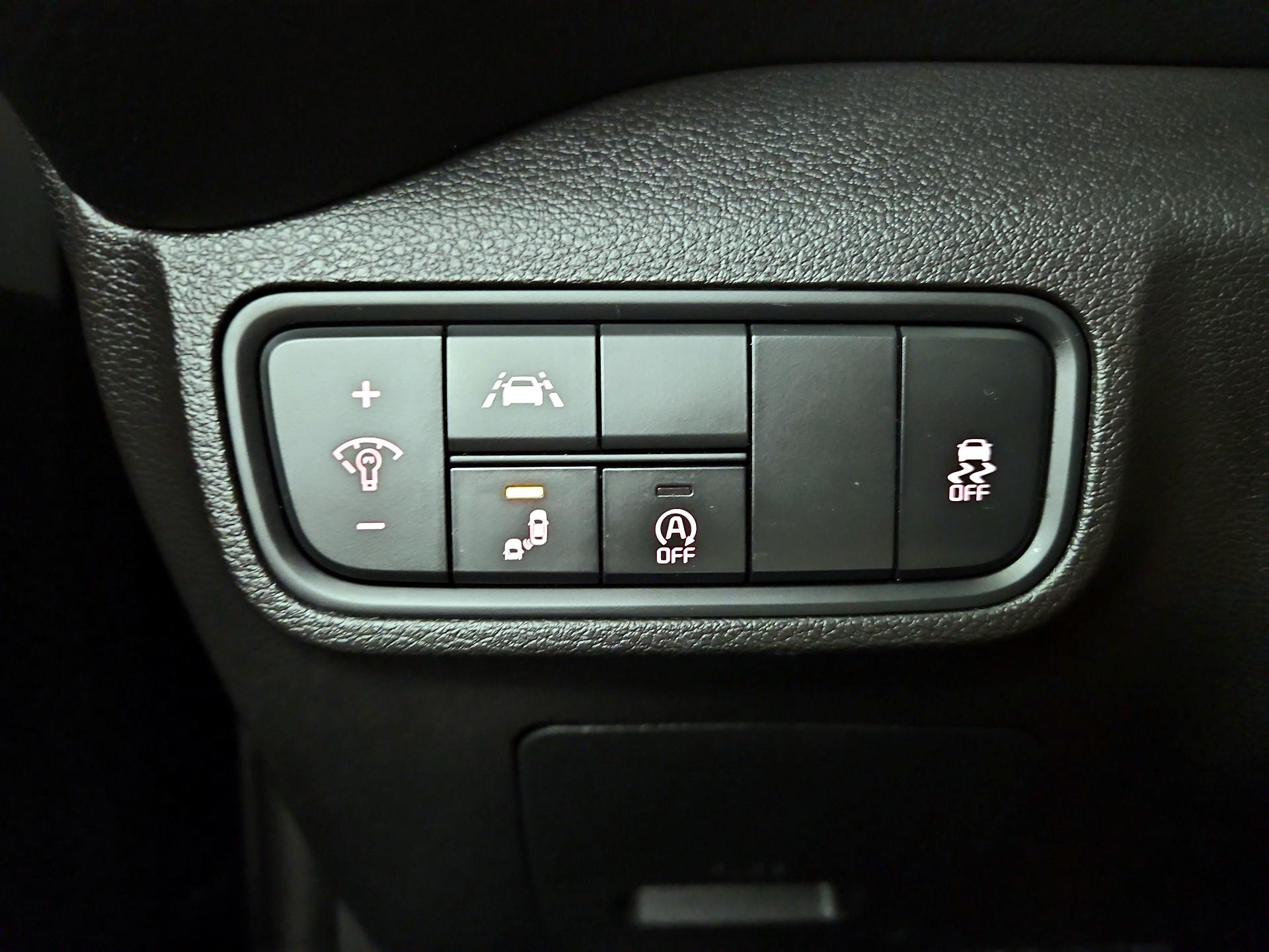 Thumbnail: 2022 Kia Soul - 13