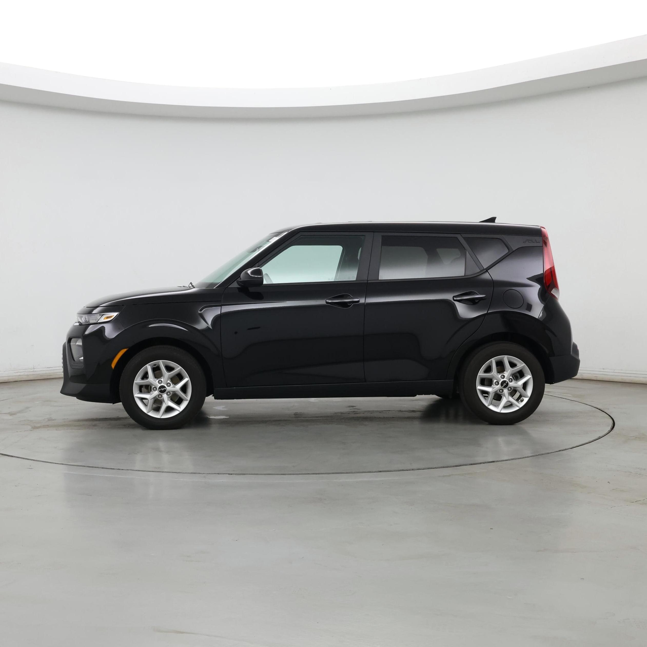 Thumbnail: 2022 Kia Soul - 3