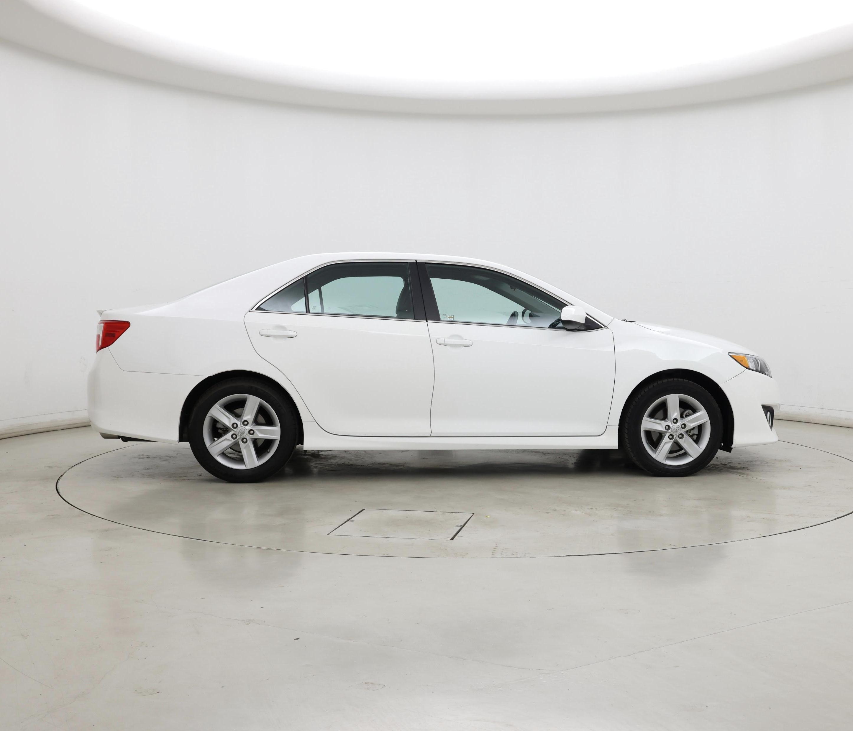 Thumbnail: 2014 Toyota Camry - 7