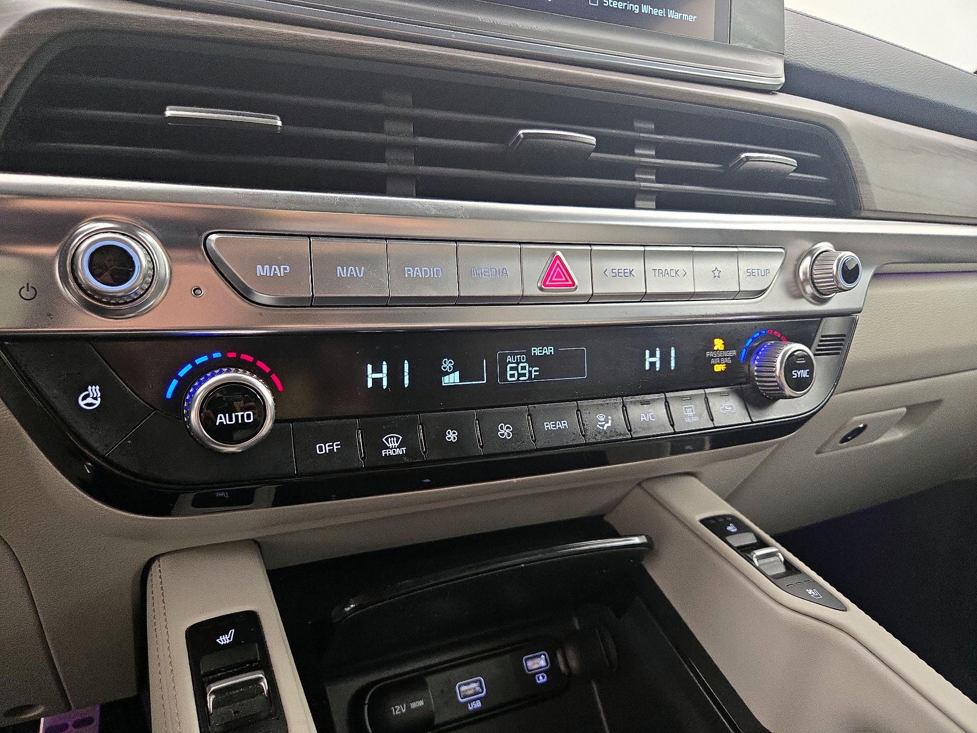 Thumbnail: 2020 Kia Telluride - 17